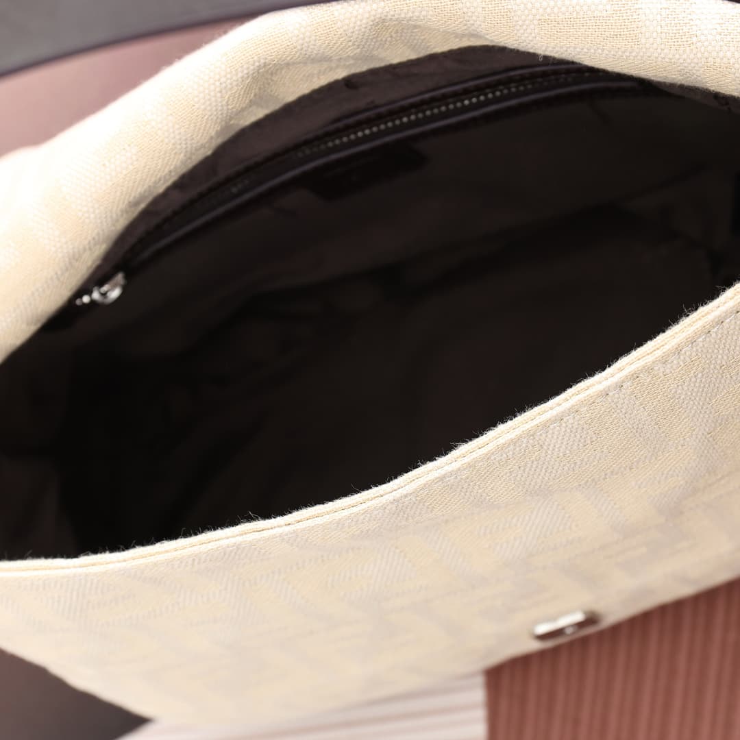 C2910 Large-sized waterproof cloth — image 4