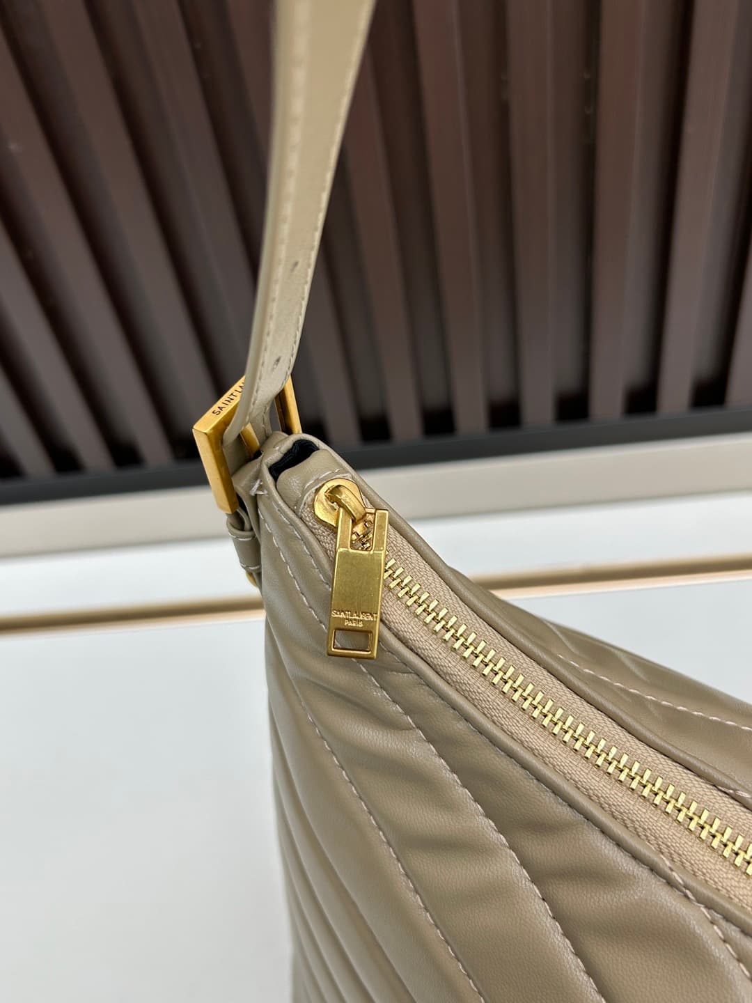 C8689 🔥 New product – Saint Laurent Paris-YSL, stylish and casual style 🔥 [Rose]✨ Classic YSL gold hardware logo/leather embroidery; new model of Saint Laurent [Rose] Saint Laurent [Rose] 👉 High-quality handmade items, the most exclusive ones 💗 Not only g — image 6