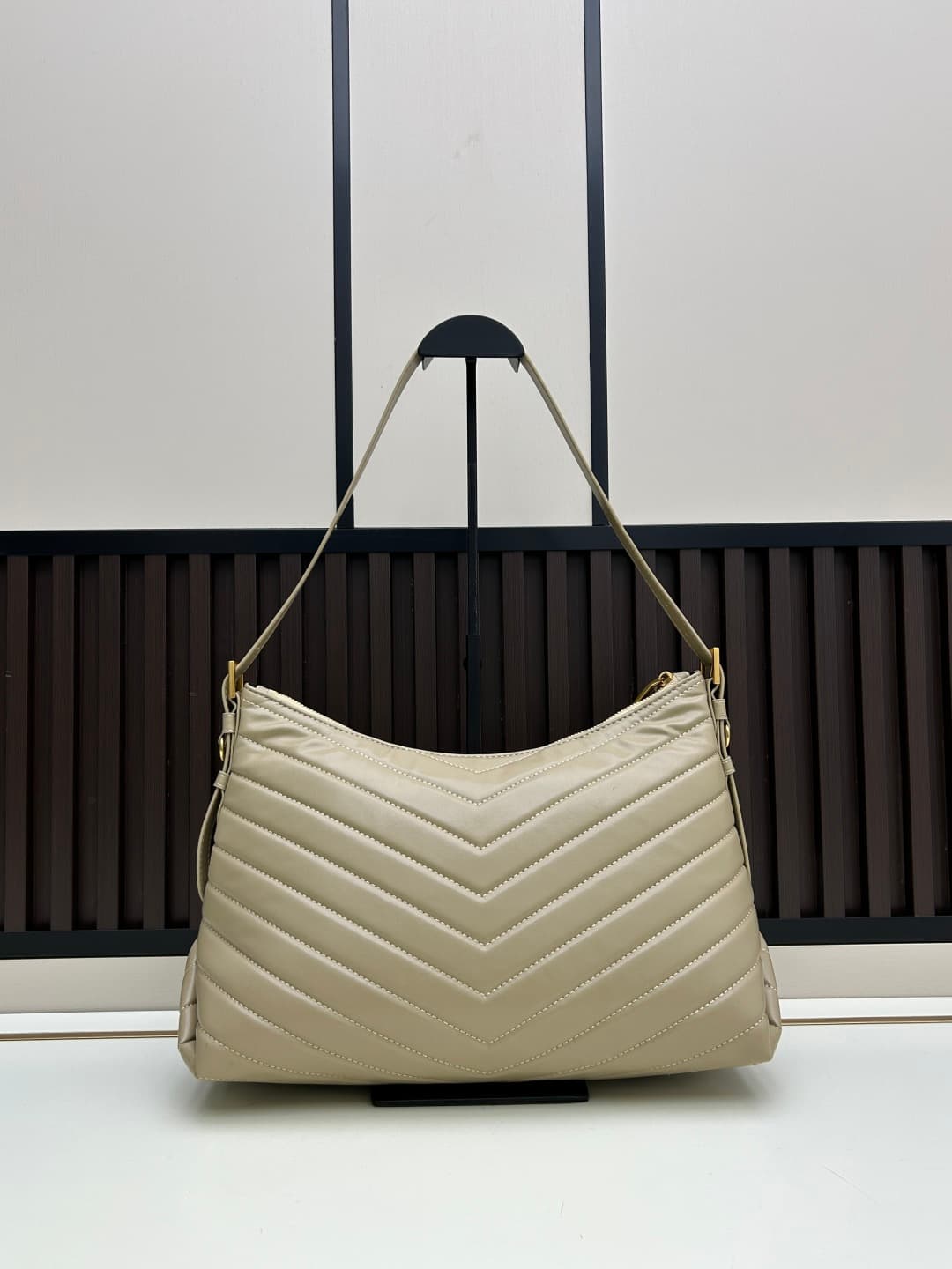 C8689 🔥 New product – Saint Laurent Paris-YSL, stylish and casual style 🔥 [Rose]✨ Classic YSL gold hardware logo/leather embroidery; new model of Saint Laurent [Rose] Saint Laurent [Rose] 👉 High-quality handmade items, the most exclusive ones 💗 Not only g — image 2