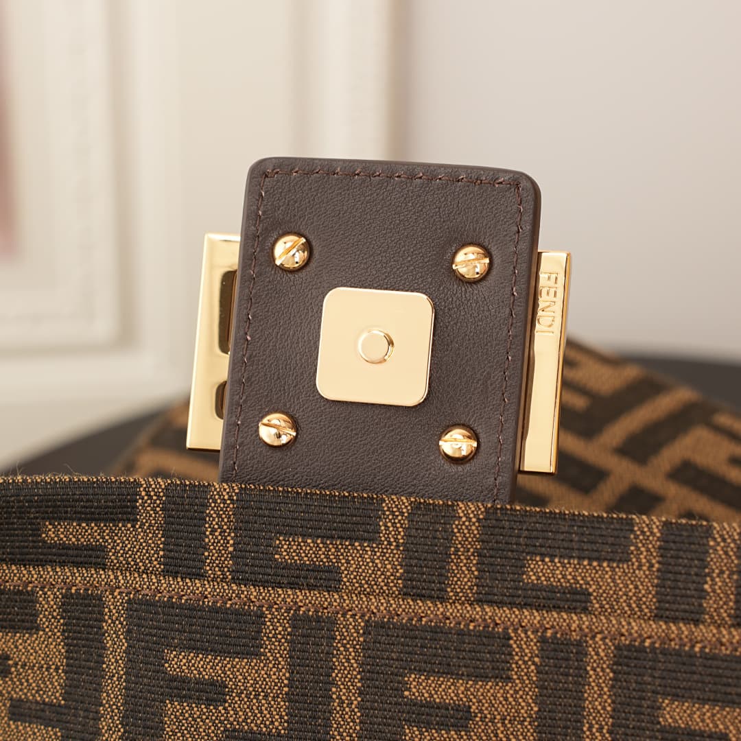 C2892 Original model 4410🔥 Gold buckle — image 6