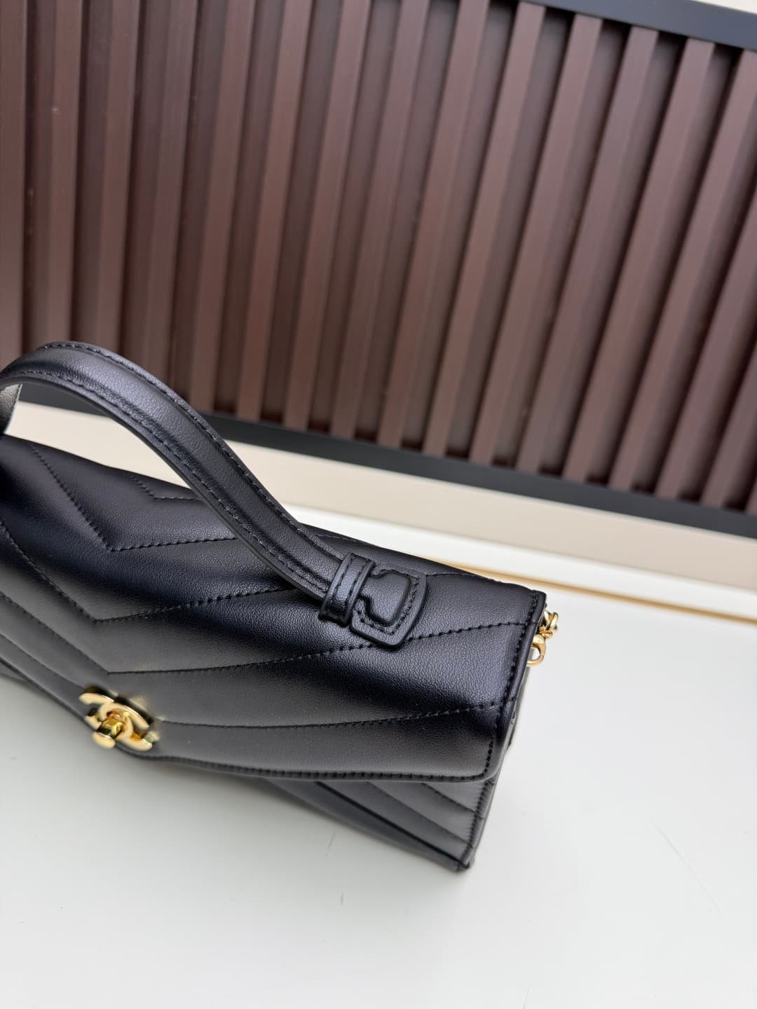 C722 The new OHANEL🚩🚩🚩26X collection/series handbag is a exquisite piece. It combines classic brand elements with creative inspiration, creating a lightweight and practical design made of delicate lamb leather🐑 – bringing out the festive spirit. Featured  — image 6