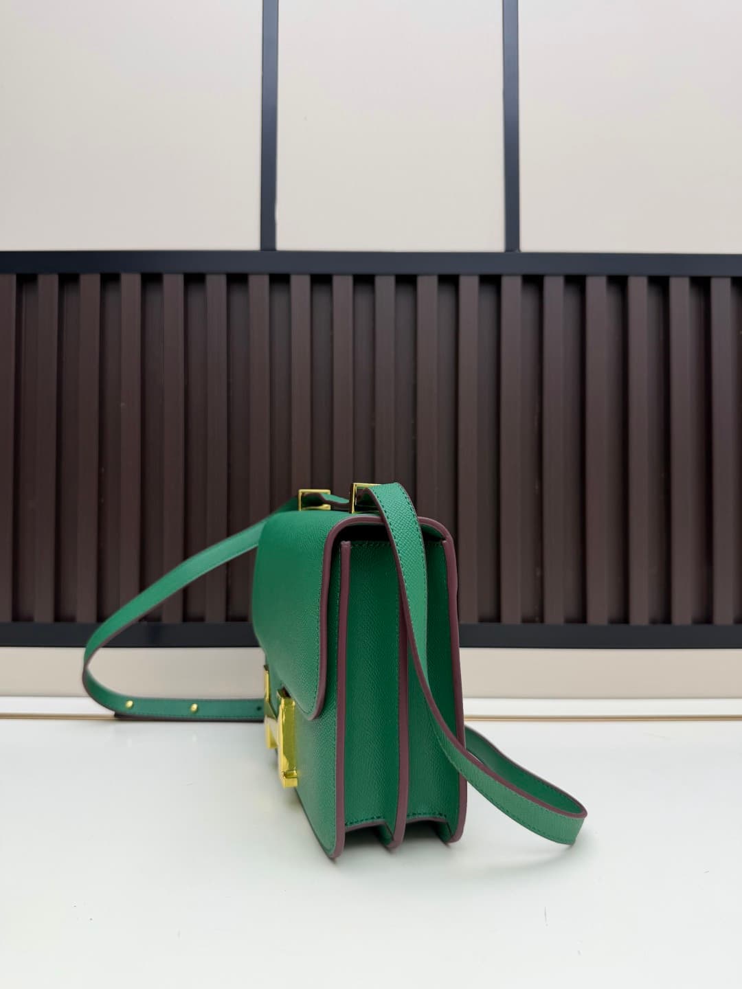 C4771 The flight attendant’s large-sized bag💰 – this Hermès Kangkang bag is just like the “white moonlight” in my mind. The color is extremely gentle. The shape of the bag is elegant. I usually wear it with light-colored clothes: a coat in winter, or a do — image 2