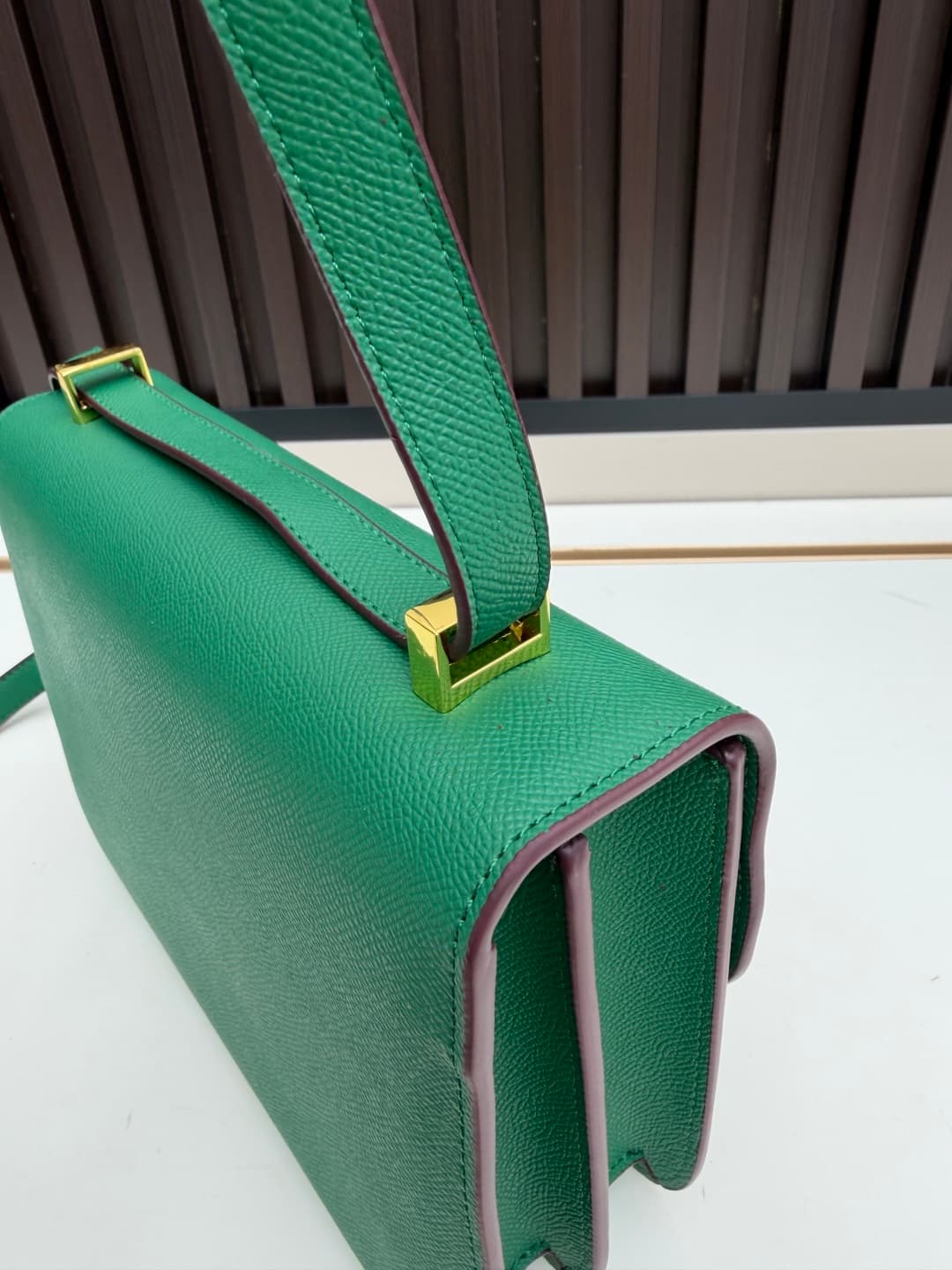 C4771 The flight attendant’s large-sized bag💰 – this Hermès Kangkang bag is just like the “white moonlight” in my mind. The color is extremely gentle. The shape of the bag is elegant. I usually wear it with light-colored clothes: a coat in winter, or a do — image 6