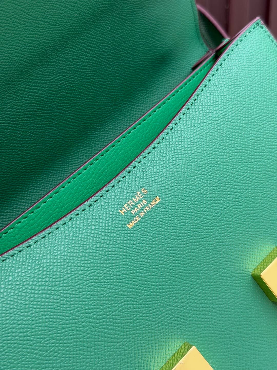 C4771 The flight attendant’s large-sized bag💰 – this Hermès Kangkang bag is just like the “white moonlight” in my mind. The color is extremely gentle. The shape of the bag is elegant. I usually wear it with light-colored clothes: a coat in winter, or a do — image 8