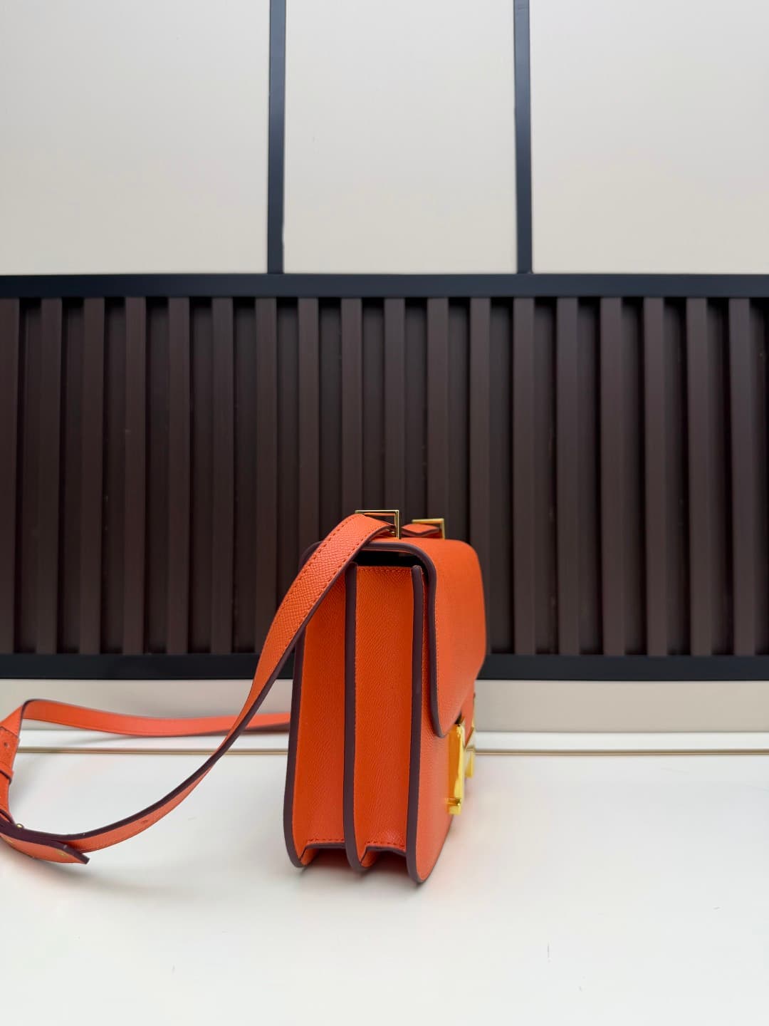 C4767 The flight attendant’s large-sized bag💰 – this Hermès Kangkang bag is simply the “white moonlight” in my mind. The color is extremely gentle. The shape of the bag is elegant and stylish. I usually wear it with light-colored clothes: a coat in winter — image 2