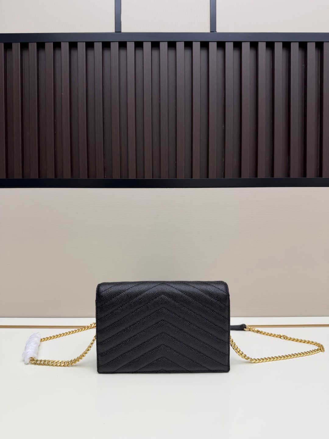 C8659 YSL Saint Laurent has released a hit product 👉 I have to say that (Saint Laurent)💗 The chain bag is extremely popular in the fashion world. This established French luxury brand has a special charm; LOOK lacks no highlights💫! The bag is made from imp — image 2