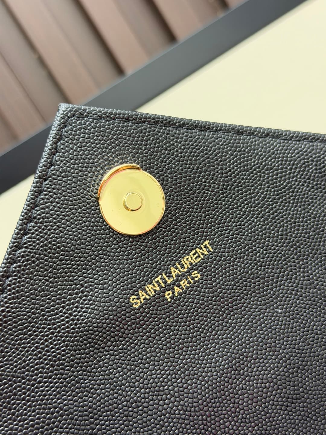 C8653 The latest version of the SaintLaurent&SLP counter in the grid pattern. Exclusive to this store: decorative interlocking metal YSL logo, flawless hardware, original ball-shaped texture, excellent feel, exquisite craftsmanship. Shoulder bag with cros — image 8