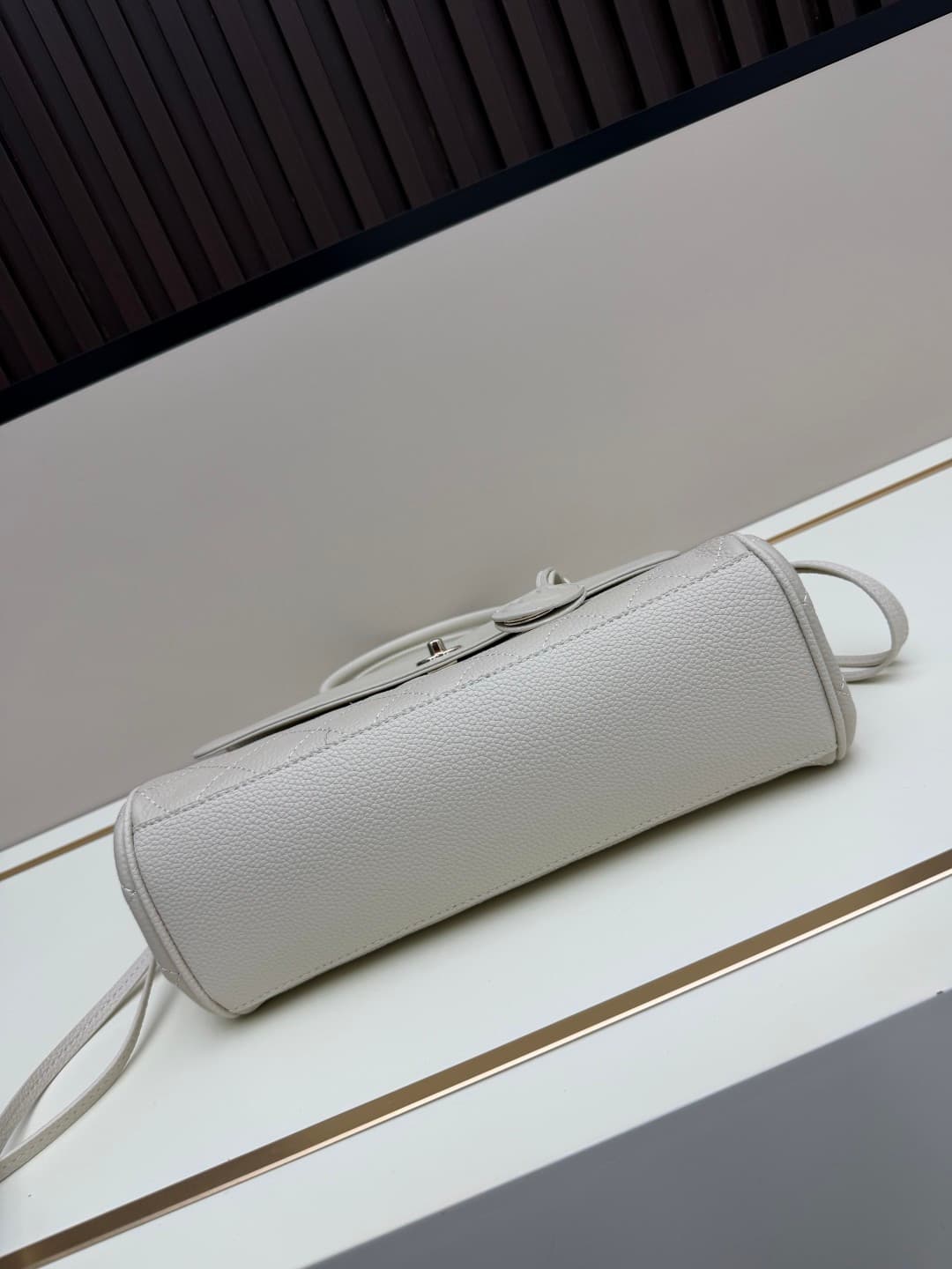 C3234 Small Size 𝐂𝐡𝐚𝐧𝐞𝐥𝟐𝟎𝟐𝟔 Spring/Summer Showroom Collection — image 5