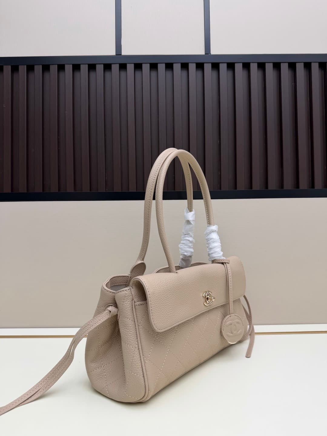 C3232 Small Size 𝐂𝐡𝐚𝐧𝐞𝐥𝟐𝟎𝟐𝟔 Spring/Summer Collection — image 2