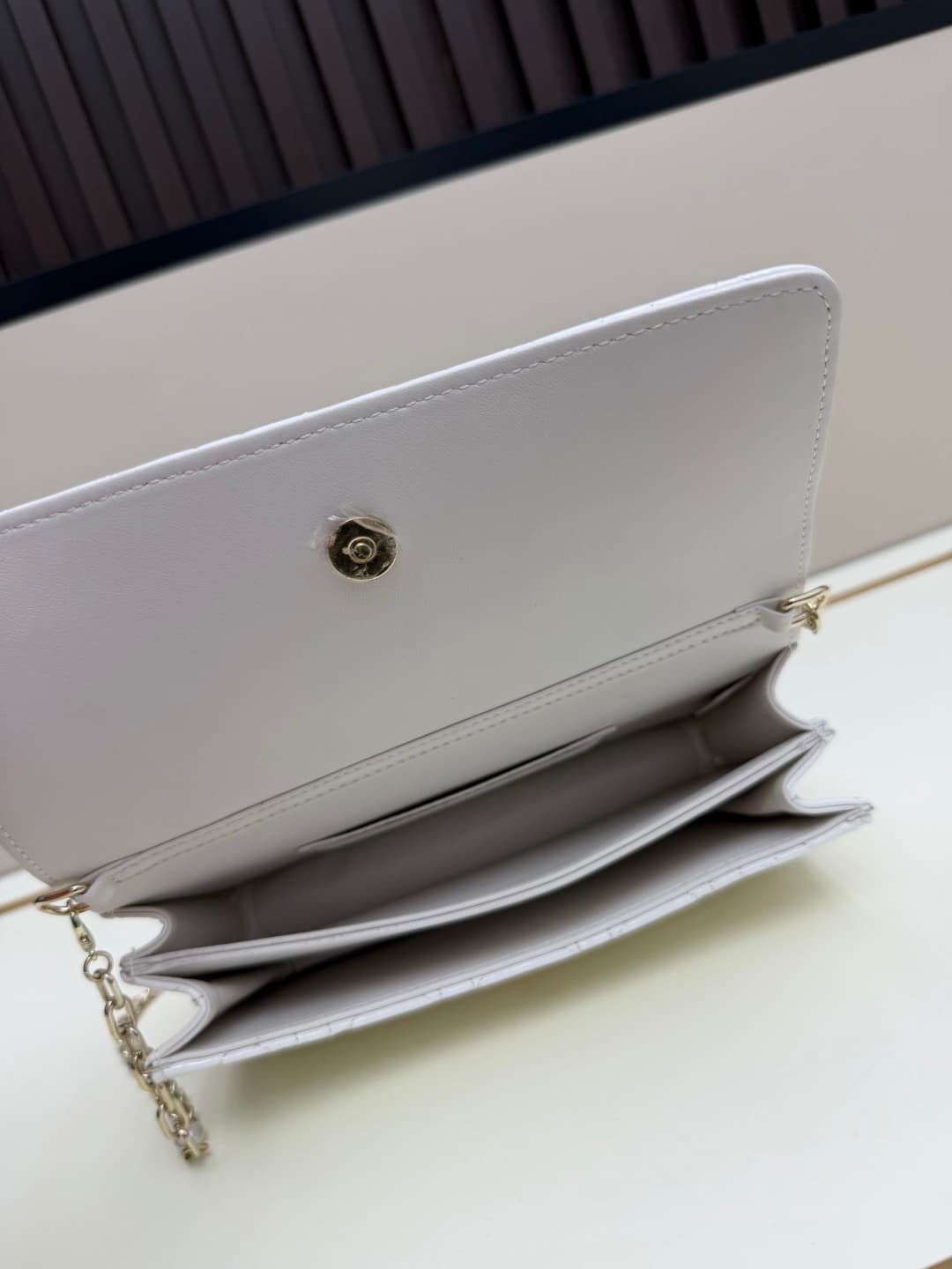 C1892 New small size💰 with box lacquered leather – summer style🆕 French romance | Dior Lady handbag🌹|||Isn’t everyone aware of the Dior Lady? — image 7