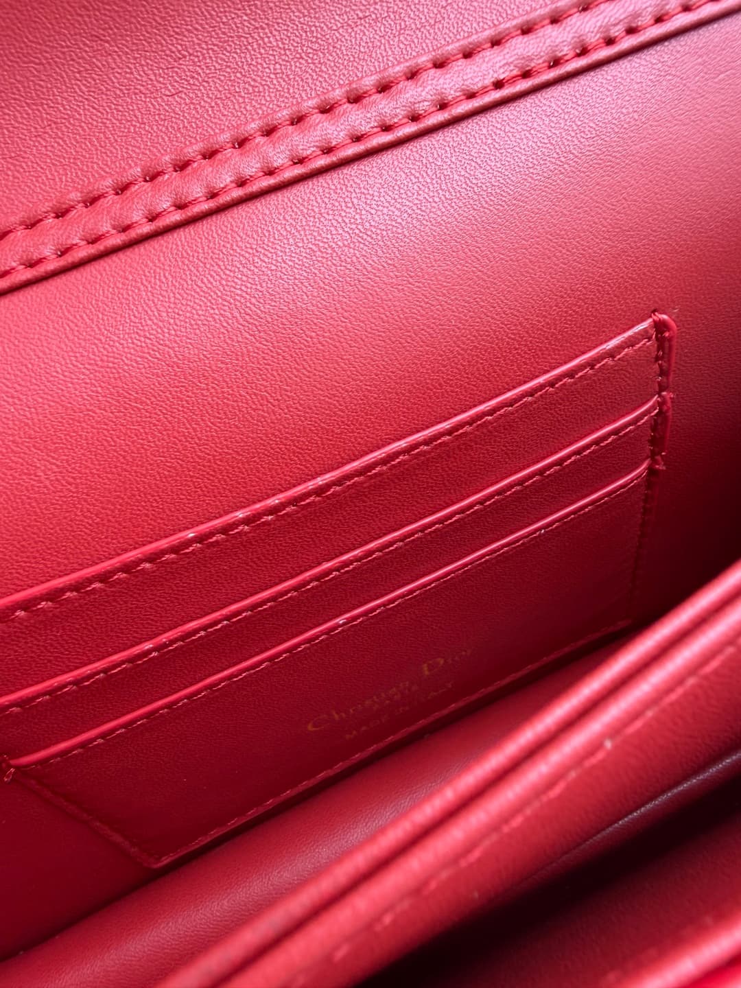 C1890 New small-sized💰 with box and lacquered leather – summer style🆕 French romance | Dior Lady handbag🌹||| Isn’t everyone aware of the Dior Lady? — image 8