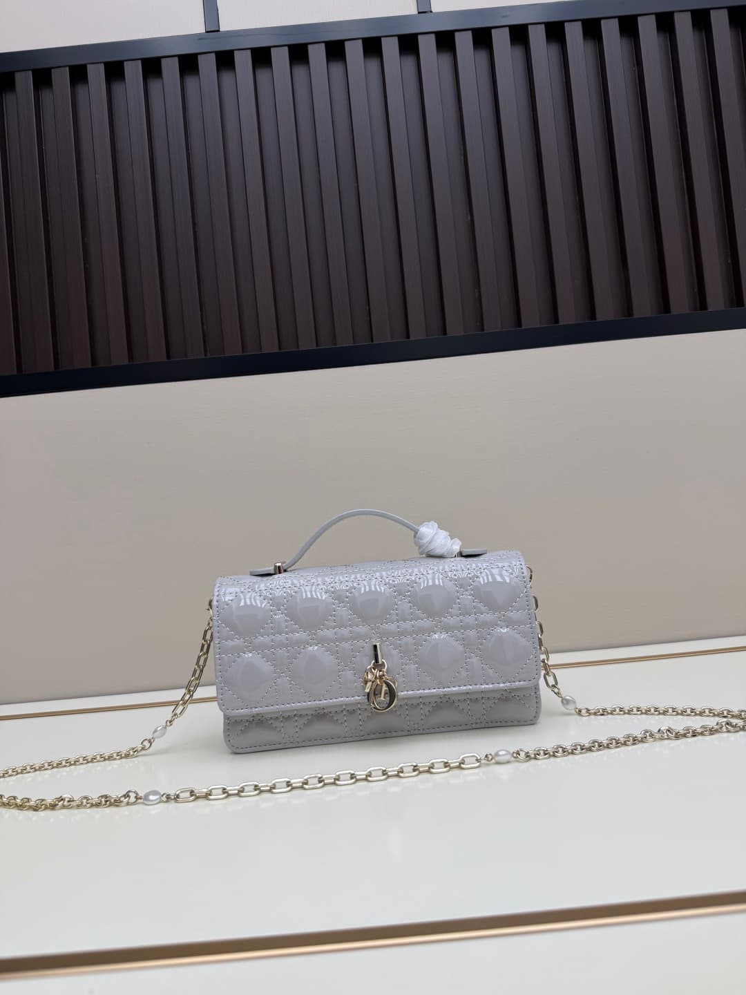 C1888 New small size 💰 with box and lacquered leather – French romance in the summer 🆕. Dior Lady handbag🌹|||Isn’t everyone aware of Dior Lady? — image 1
