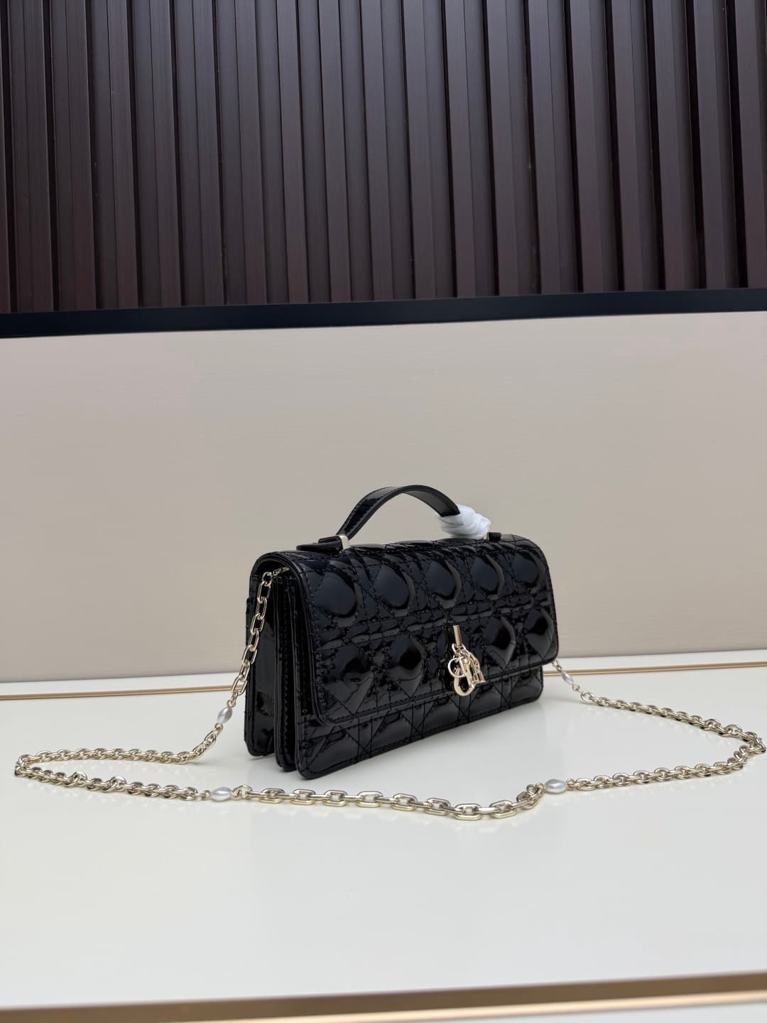 C1886 New small-sized💰 with box and lacquered leather – summer style🆕 French romance | Dior Lady handbag🌹|||Isn’t everyone aware of the Dior Lady? — image 2