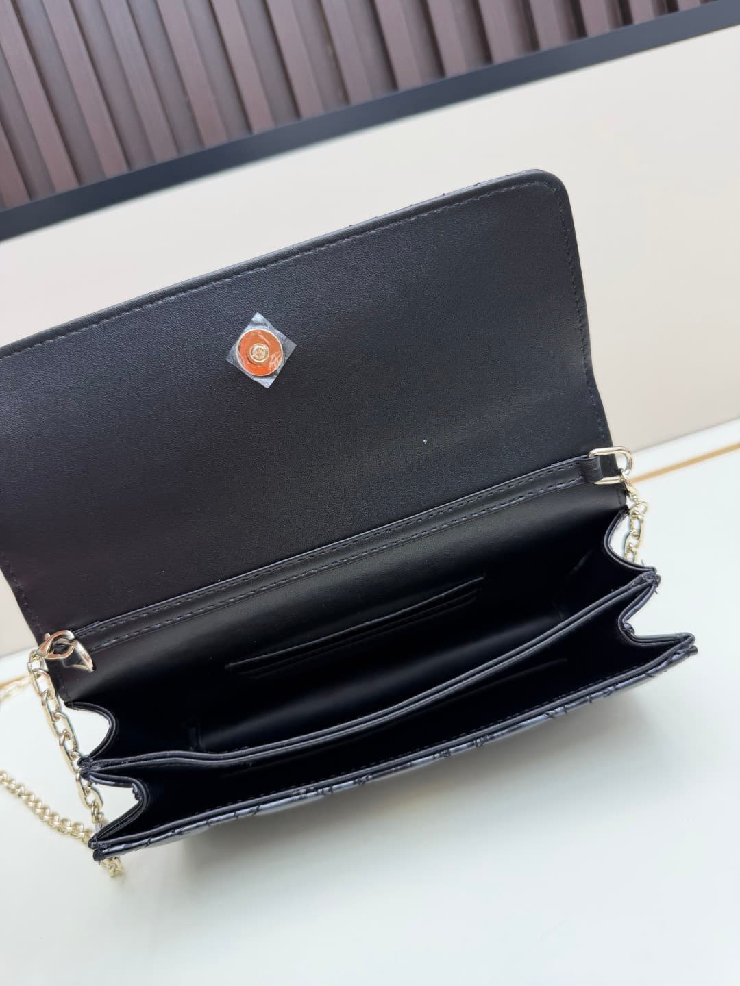 C1886 New small-sized💰 with box and lacquered leather – summer style🆕 French romance | Dior Lady handbag🌹|||Isn’t everyone aware of the Dior Lady? — image 7