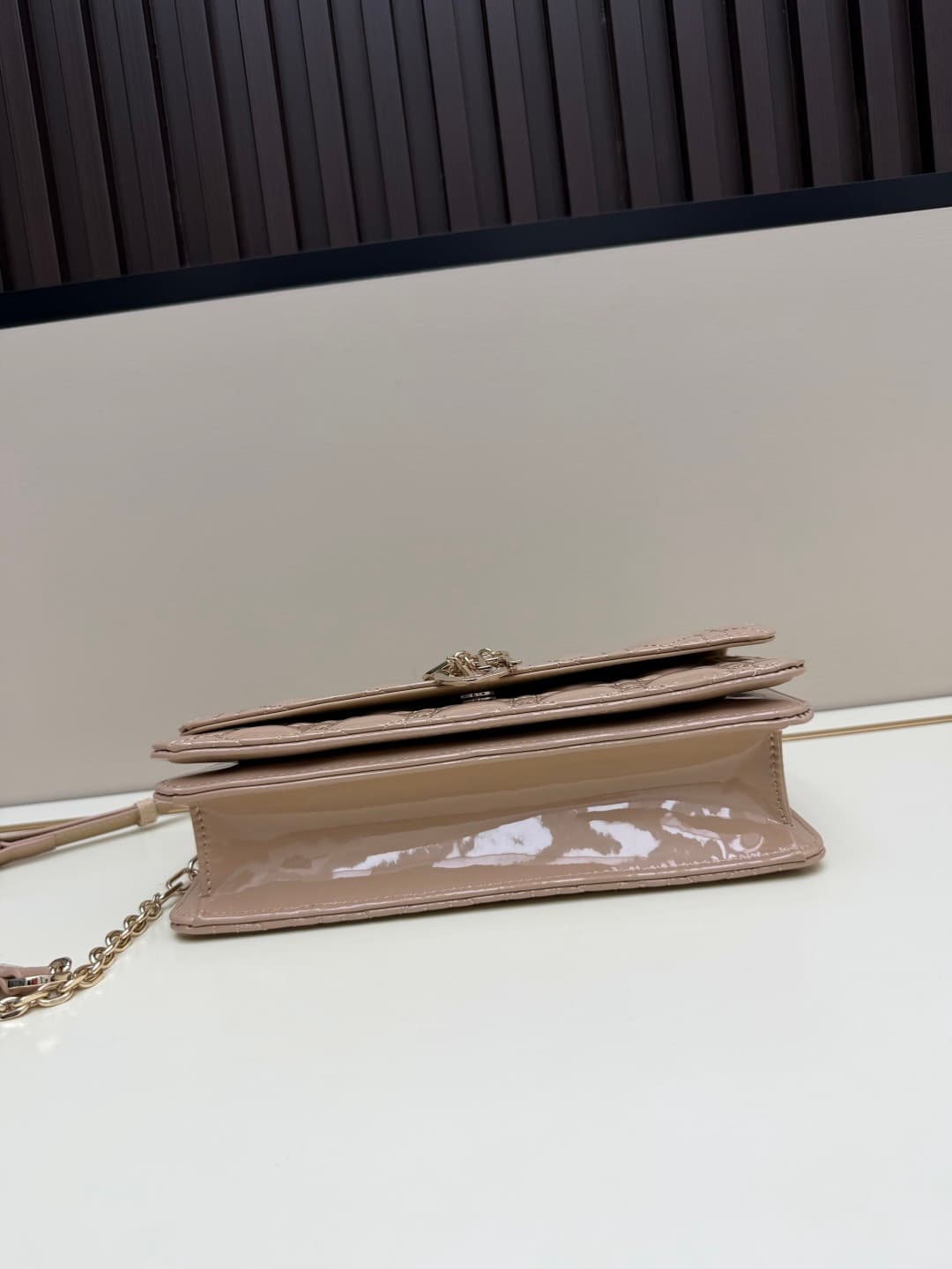 C1884 New large-sized💰 with box lacquered leather – summer style🆕 French romance | Dior Lady handbag🌹|||Isn’t everyone aware of the Dior Lady? — image 5
