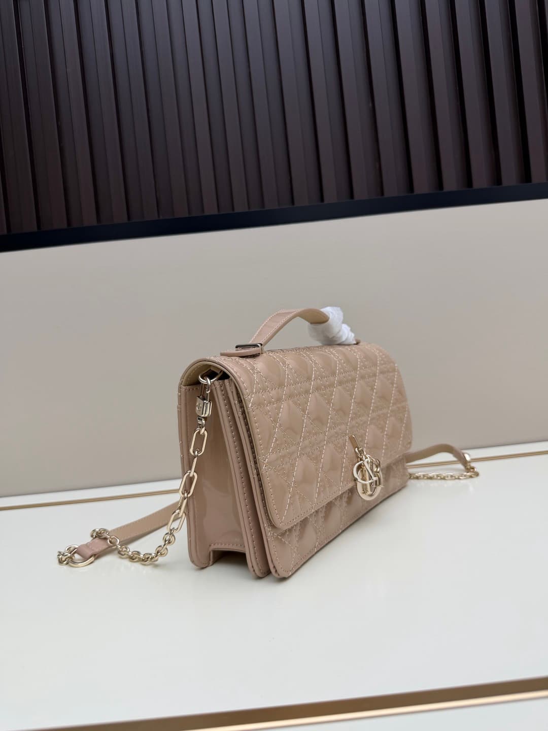C1884 New large-sized💰 with box lacquered leather – summer style🆕 French romance | Dior Lady handbag🌹|||Isn’t everyone aware of the Dior Lady? — image 2