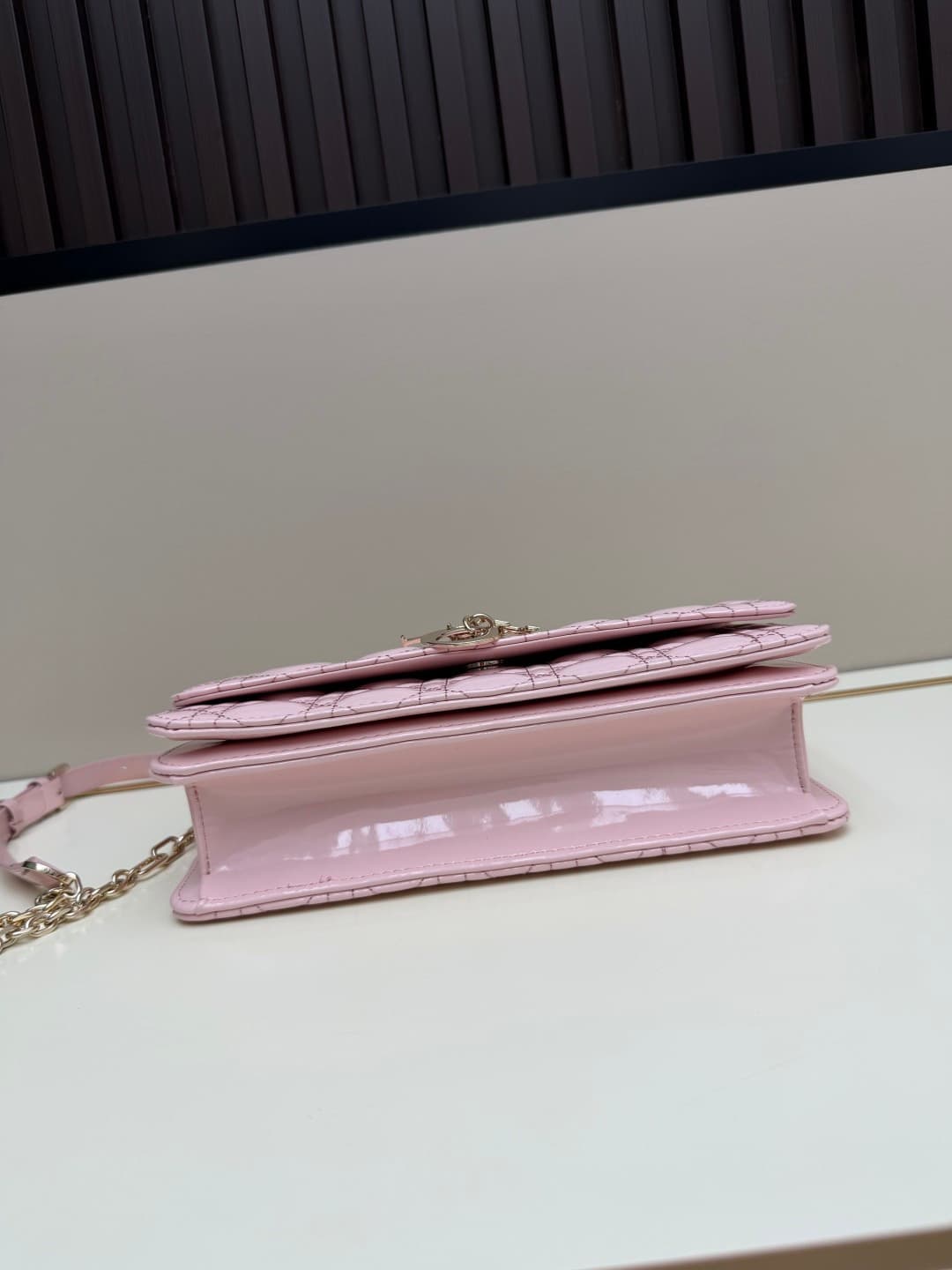 C1881 New large-sized💰 with box lacquered leather – summer style🆕 French romance | Dior Lady handbag🌹||| Isn’t everyone aware of the Dior Lady? — image 5
