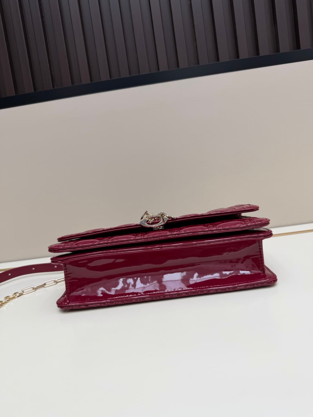 C1880 New large-sized💰 with box leather finish – French romance in the summer🆕 | Dior Lady handbag🌹|||Isn’t everyone aware of the Dior Lady? — image 5
