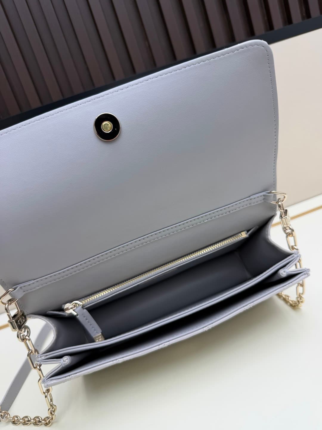 C1879 New large-sized💰 with box lacquered leather – summer style🆕 French romance | Dior Lady handbag🌹|||Isn’t everyone aware of the Dior Lady? — image 7