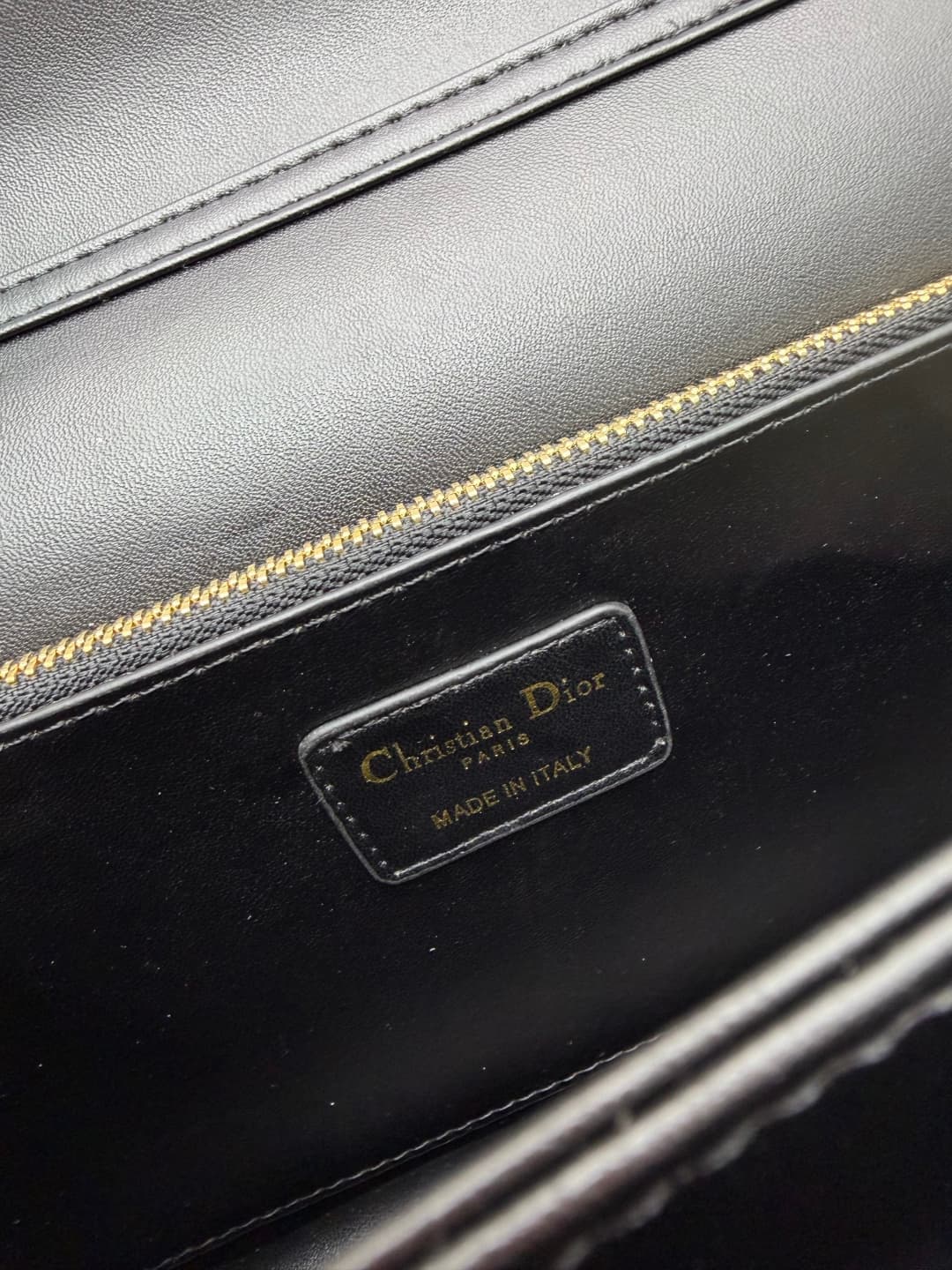 C1878 New large-sized💰 with box lacquer leather – summer style🆕 French romance | Dior Lady handbag🌹|||Isn’t everyone aware of the Dior Lady? — image 8