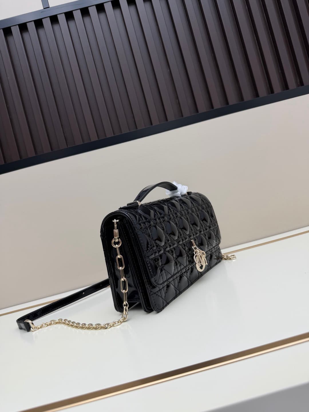 C1878 New large-sized💰 with box lacquer leather – summer style🆕 French romance | Dior Lady handbag🌹|||Isn’t everyone aware of the Dior Lady? — image 2