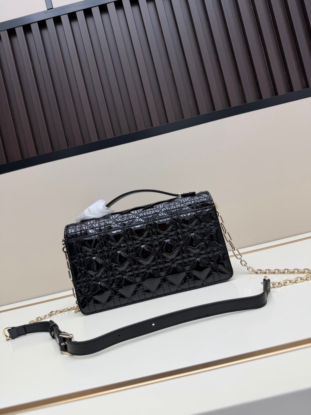 C1878 New large-sized💰 with box lacquer leather – summer style🆕 French romance | Dior Lady handbag🌹|||Isn’t everyone aware of the Dior Lady? — image 3