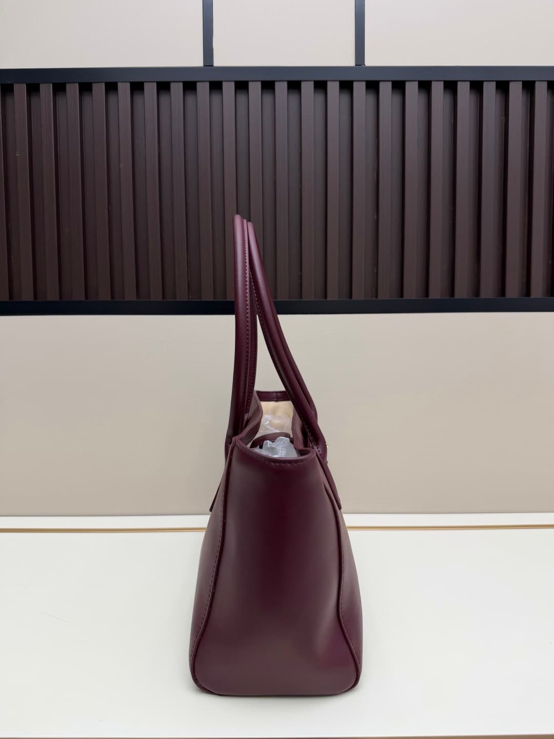 C3226 Plain weave, crocodile pattern 𝐂𝐡𝐚𝐧𝐞𝐥𝟐𝟎𝟐𝟔 Spring/Summer show collection — image 2