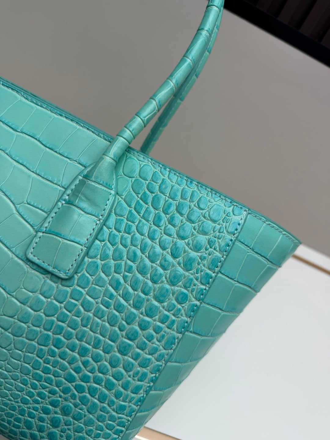 C3224 Plain weave, crocodile pattern – Spring/Summer show collection — image 6
