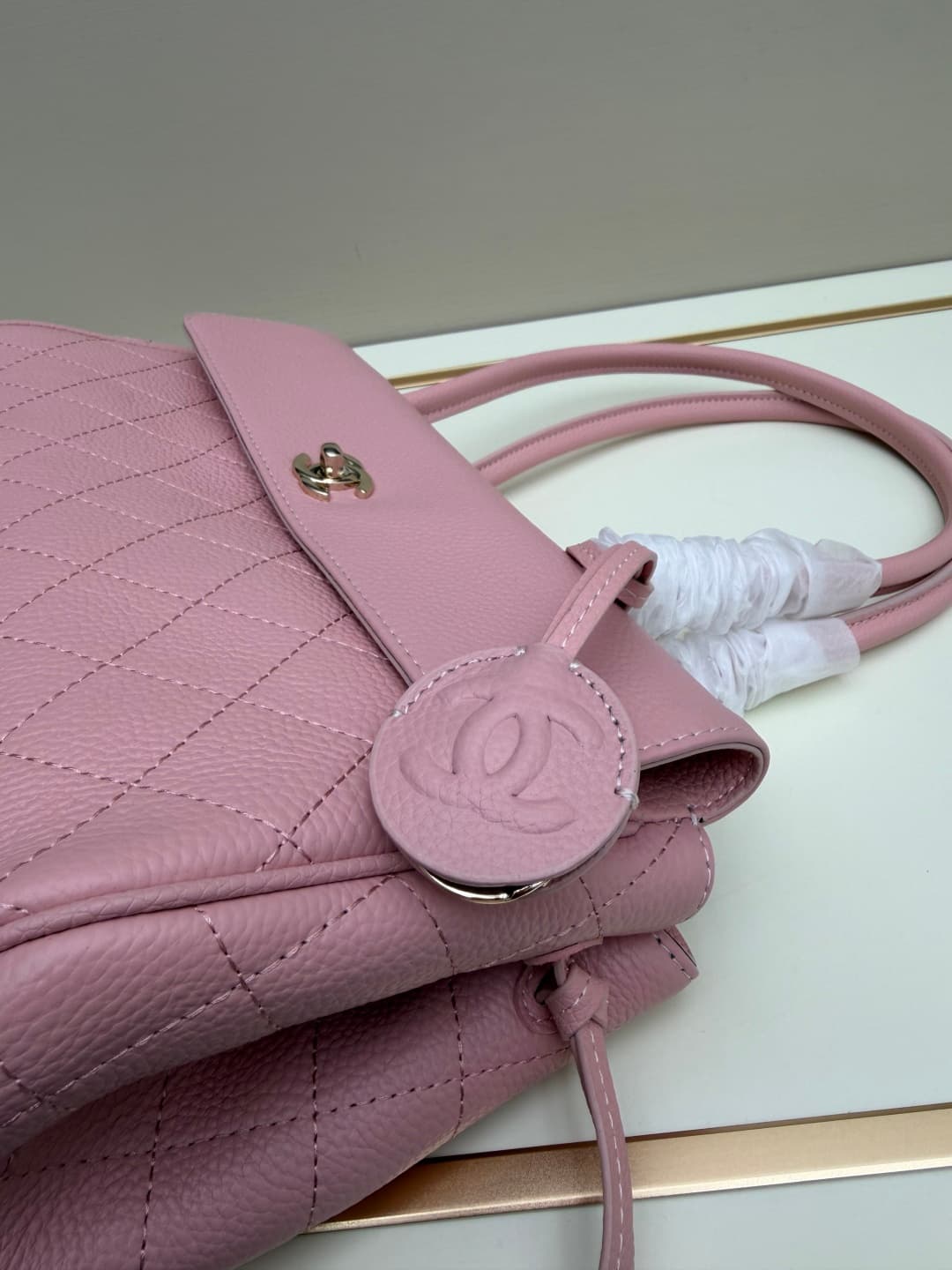 C3230 Small Size 𝐂𝐡𝐚𝐧𝐞𝐥𝟐𝟎𝟐𝟔 Spring/Summer Collection — image 5