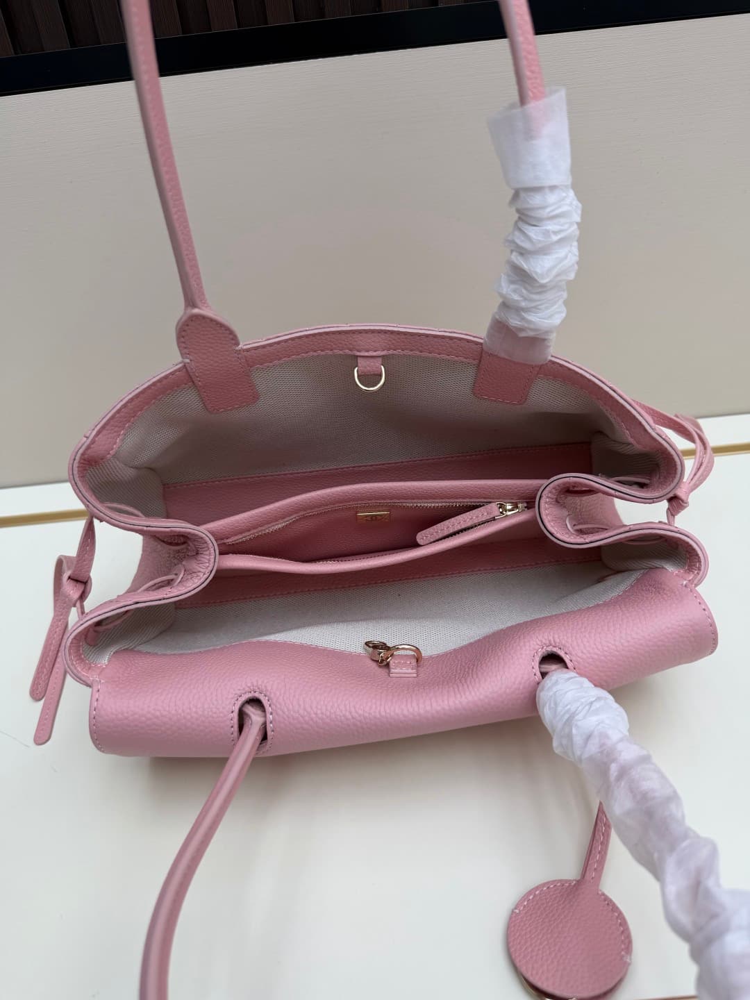 C3230 Small Size 𝐂𝐡𝐚𝐧𝐞𝐥𝟐𝟎𝟐𝟔 Spring/Summer Collection — image 7