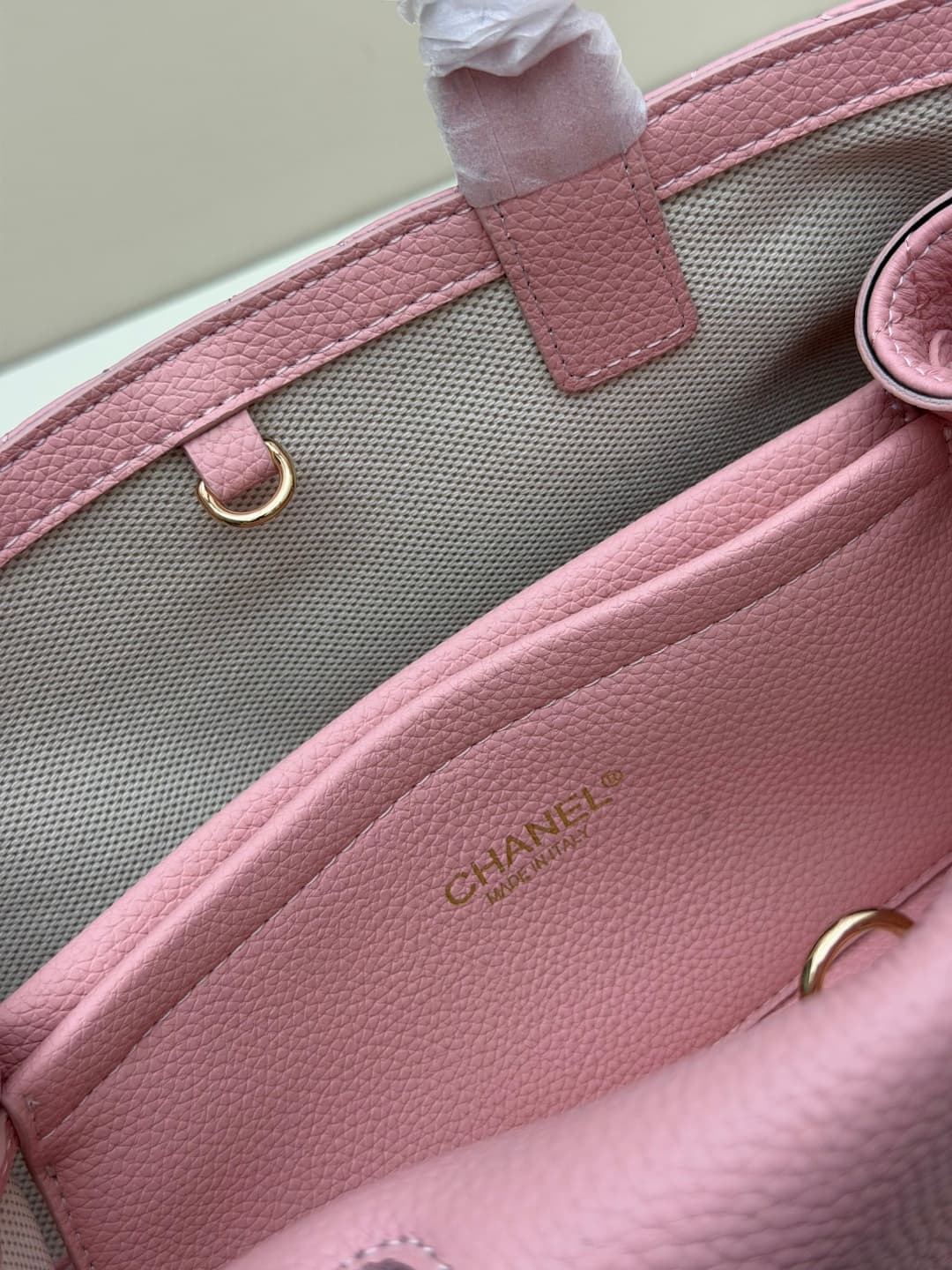 C3230 Small Size 𝐂𝐡𝐚𝐧𝐞𝐥𝟐𝟎𝟐𝟔 Spring/Summer Collection — image 8