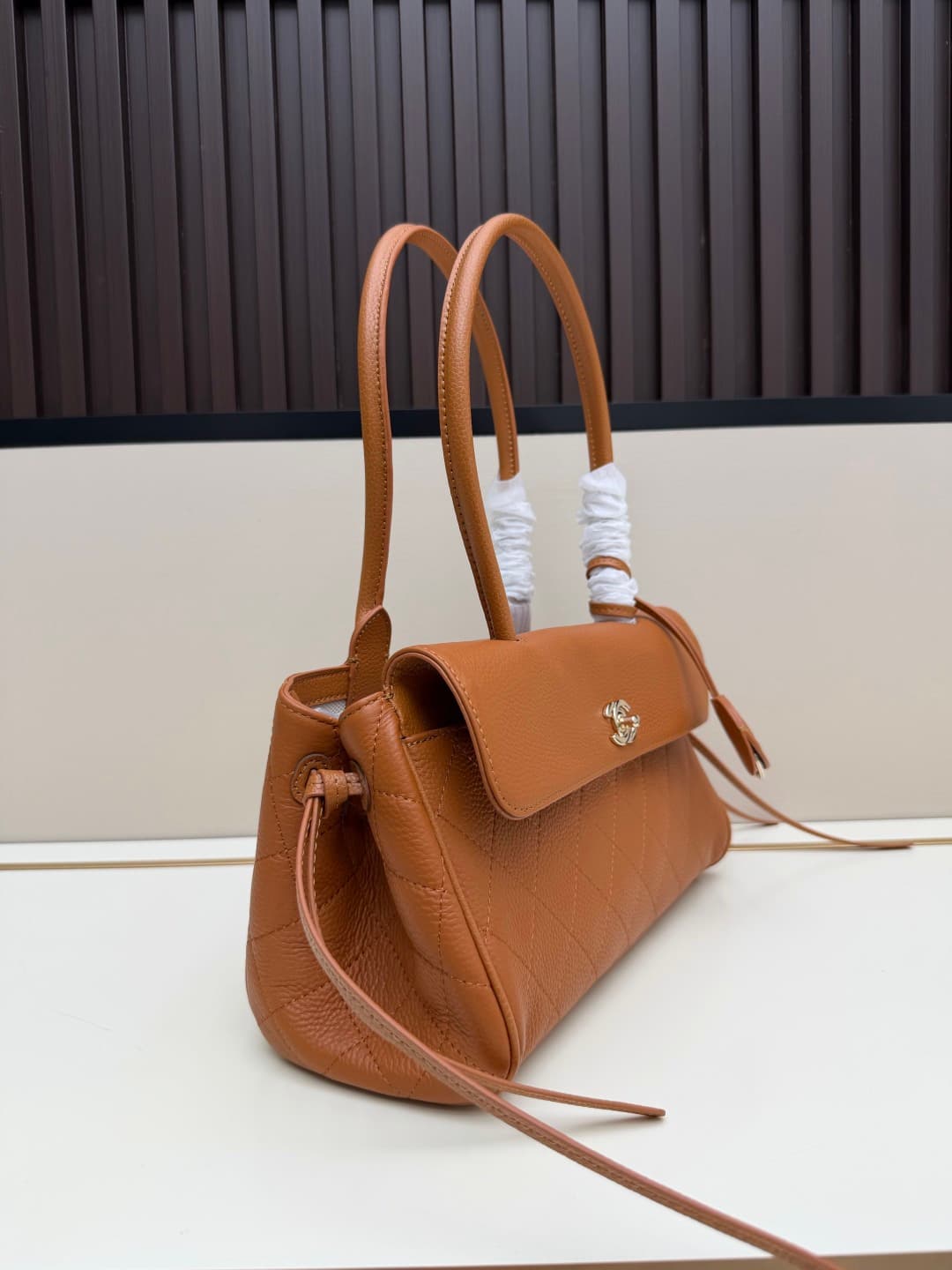 C3229 Small Size 𝐂𝐡𝐚𝐧𝐞𝐥𝟐𝟎𝟐𝟔 Spring/Summer Collection — image 2