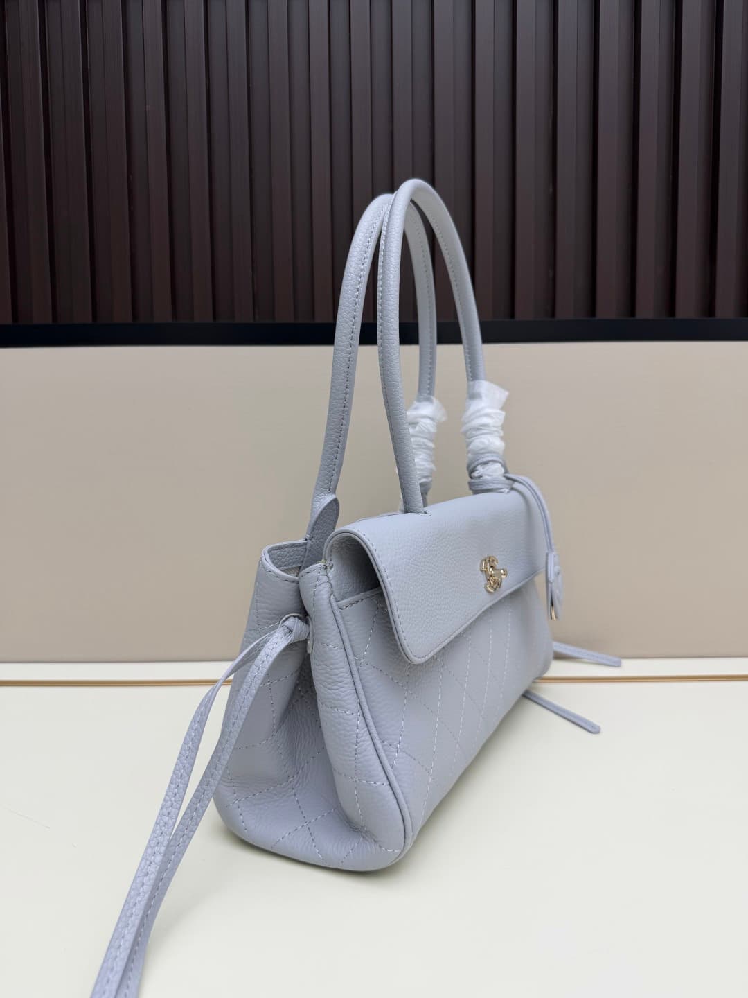 C3228 Small Size 𝐂𝐡𝐚𝐧𝐞𝐥𝟐𝟎𝟐𝟔 Spring/Summer Collection — image 2