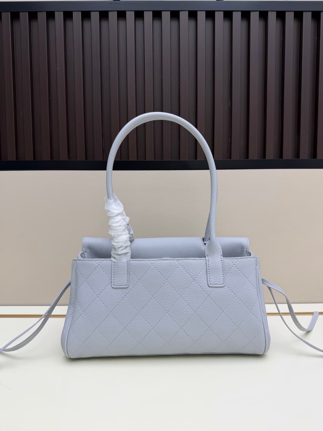 C3228 Small Size 𝐂𝐡𝐚𝐧𝐞𝐥𝟐𝟎𝟐𝟔 Spring/Summer Collection — image 3