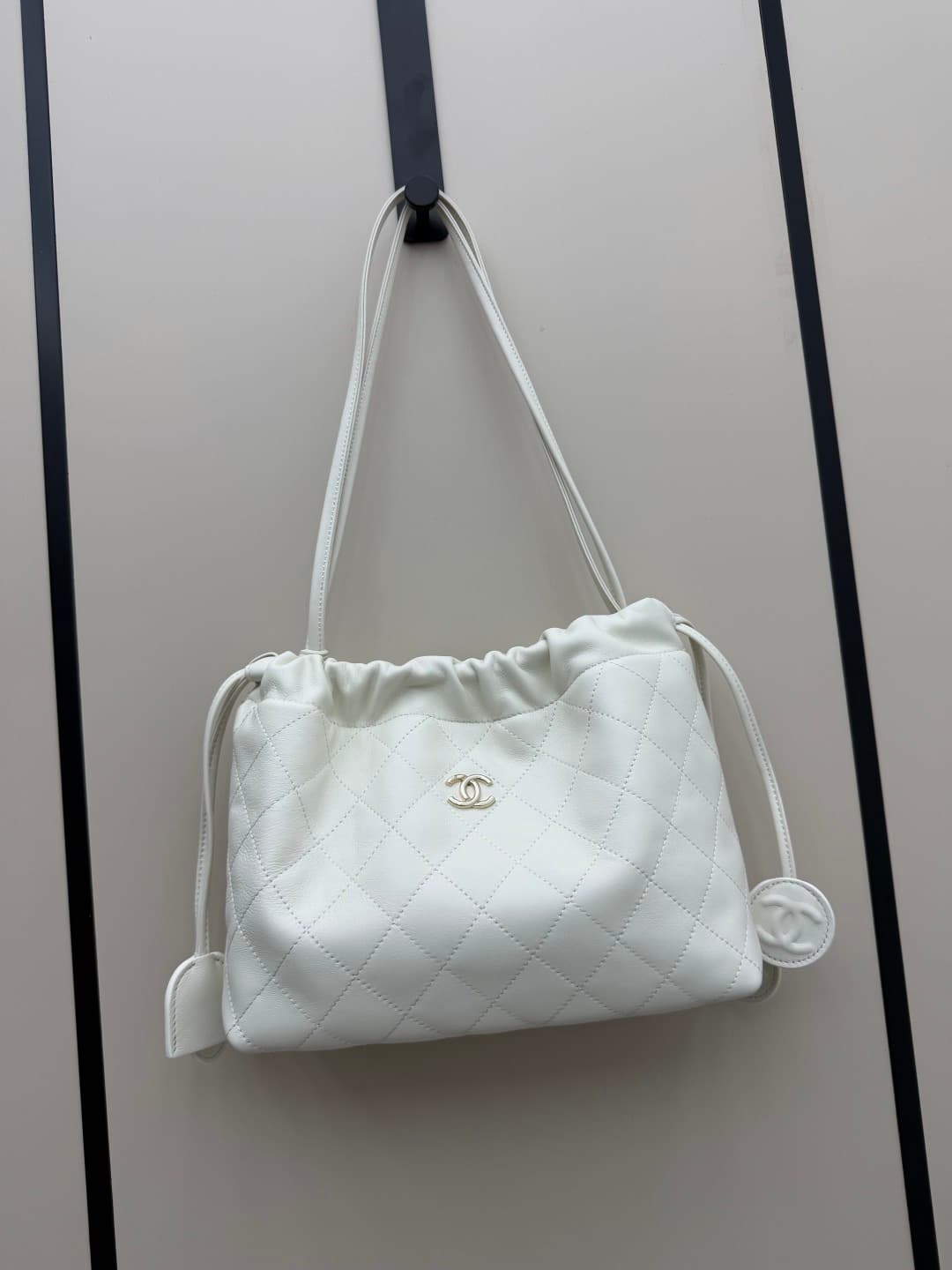 C3221 Big. Small — image 4