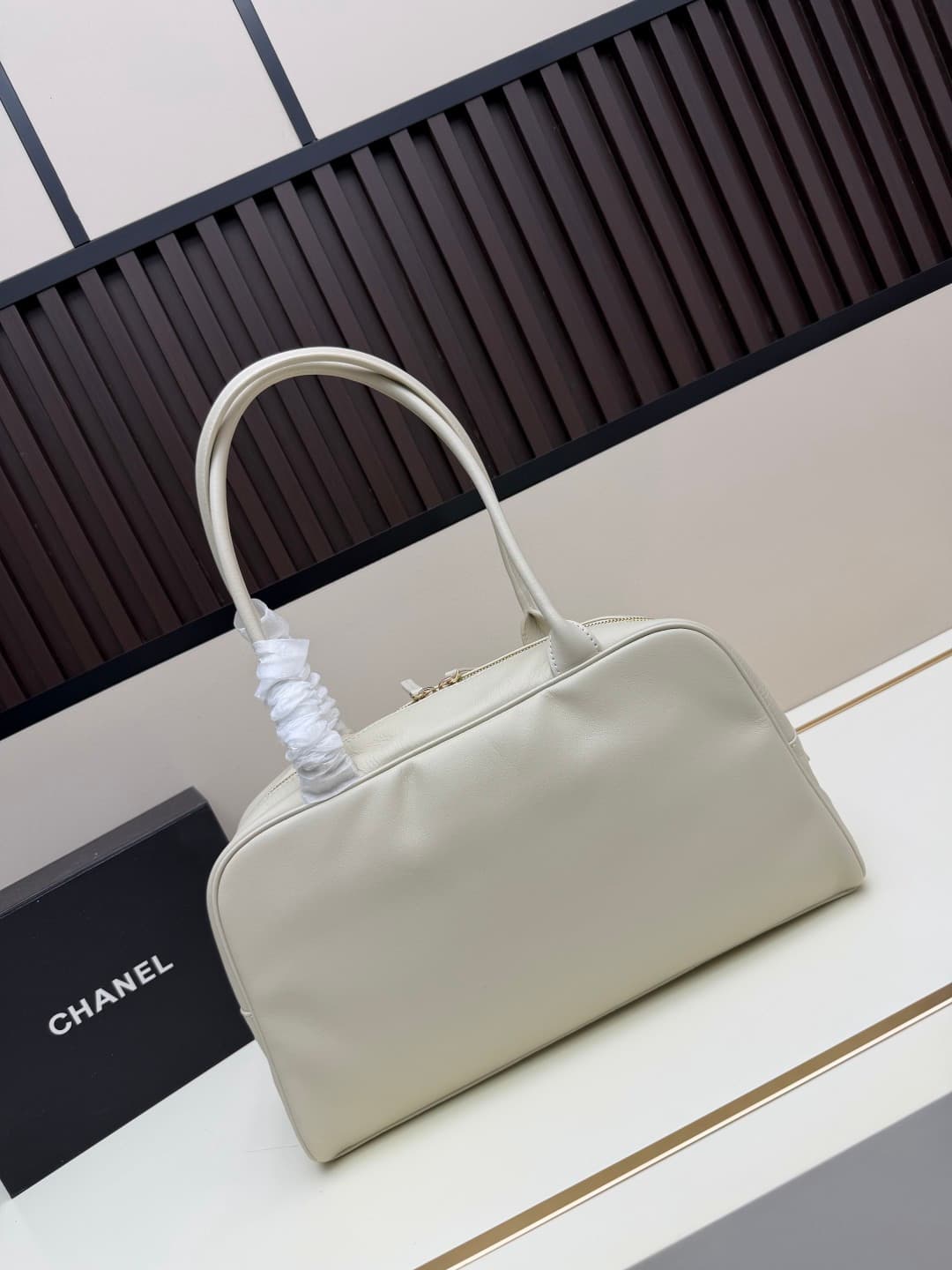 C700 New model. 𝐂𝐡𝐚𝐧𝐞𝐥 𝟐𝟔𝐬𝐬 new model bowling bag — image 3