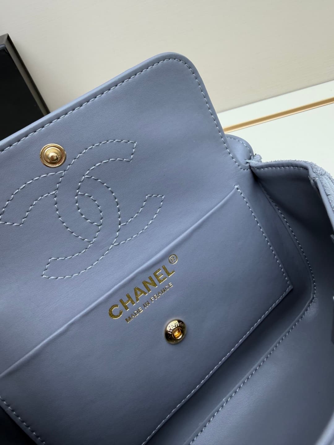 C487 Glossy — image 8