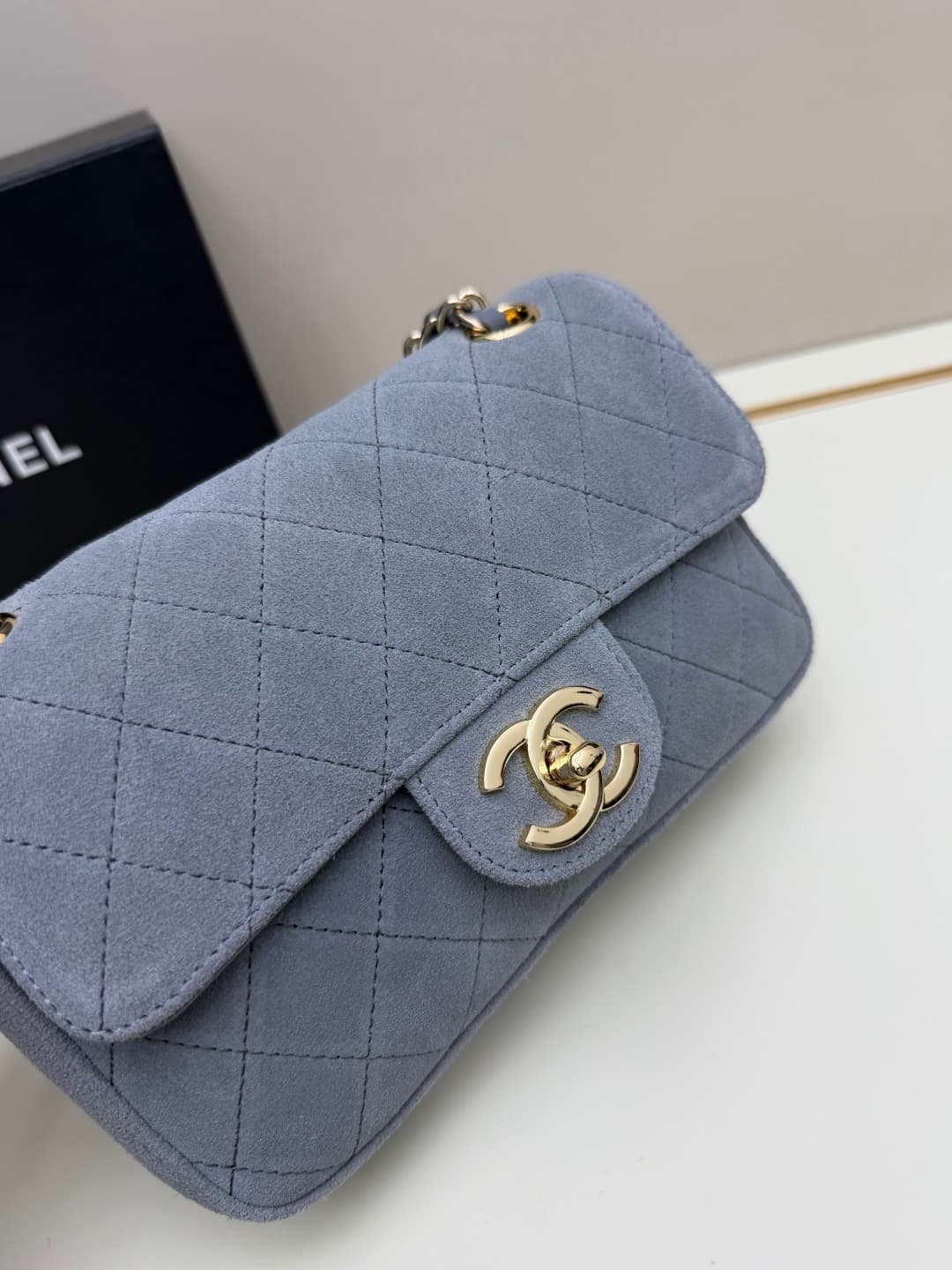C487 Glossy — image 4