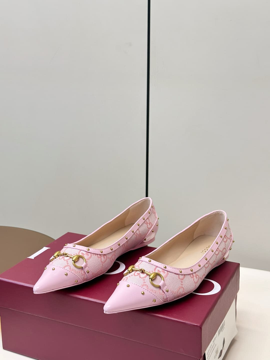D6891 Gucci 26ss Gucci buckle rivet pointed classic monogram flat shoe — image 3