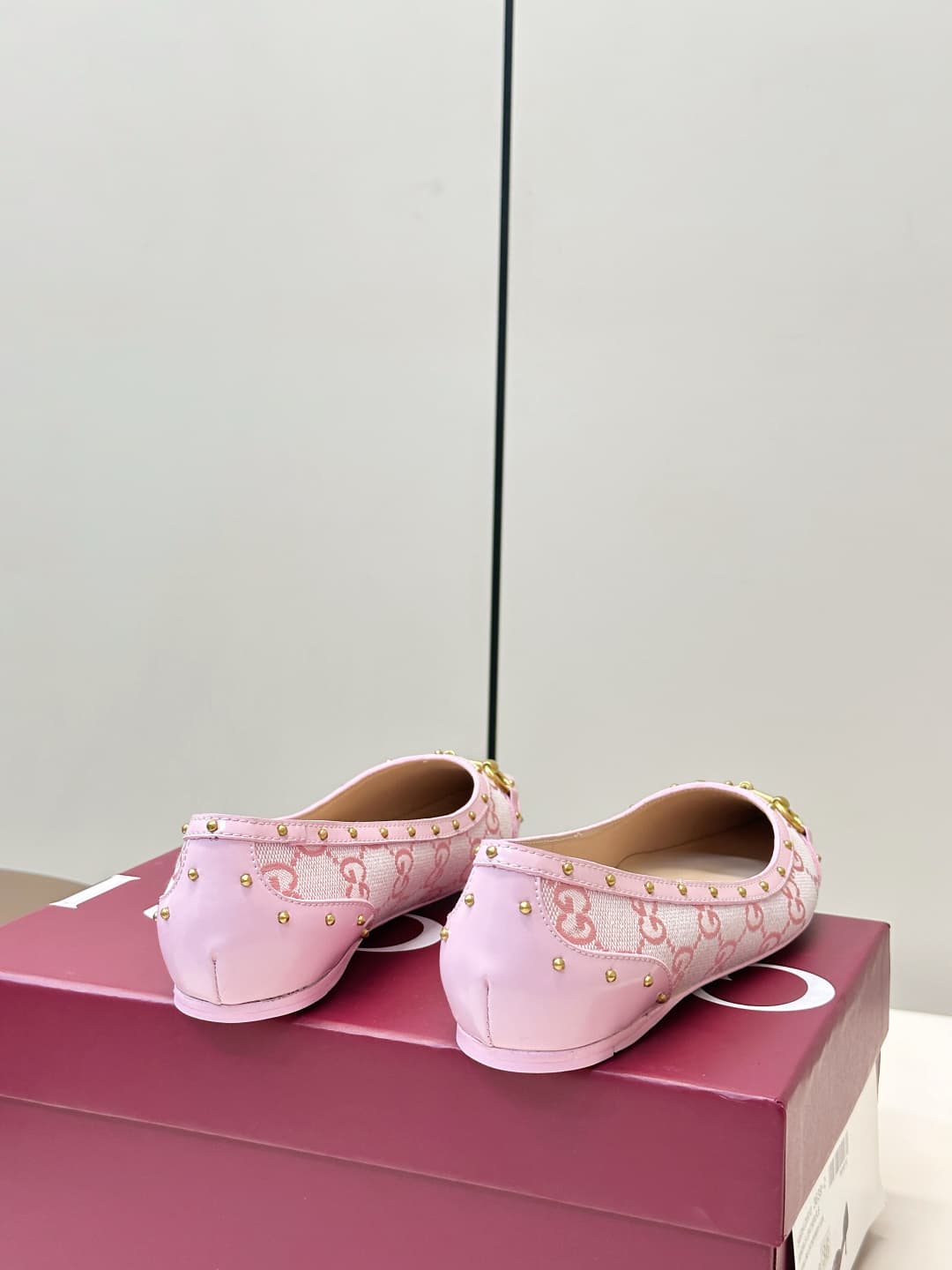 D6891 Gucci 26ss Gucci buckle rivet pointed classic monogram flat shoe — image 4