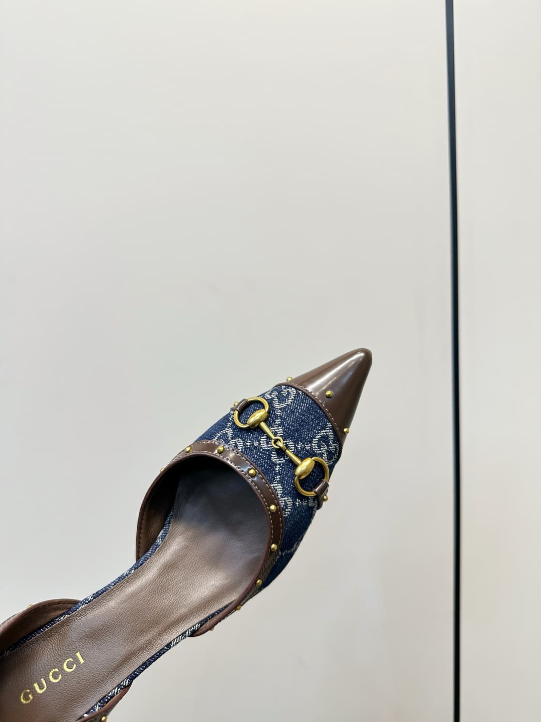 D6902 Gucci 26ss Gucci buckle rivet pointed classic monogram high-heel sandals P — image 7