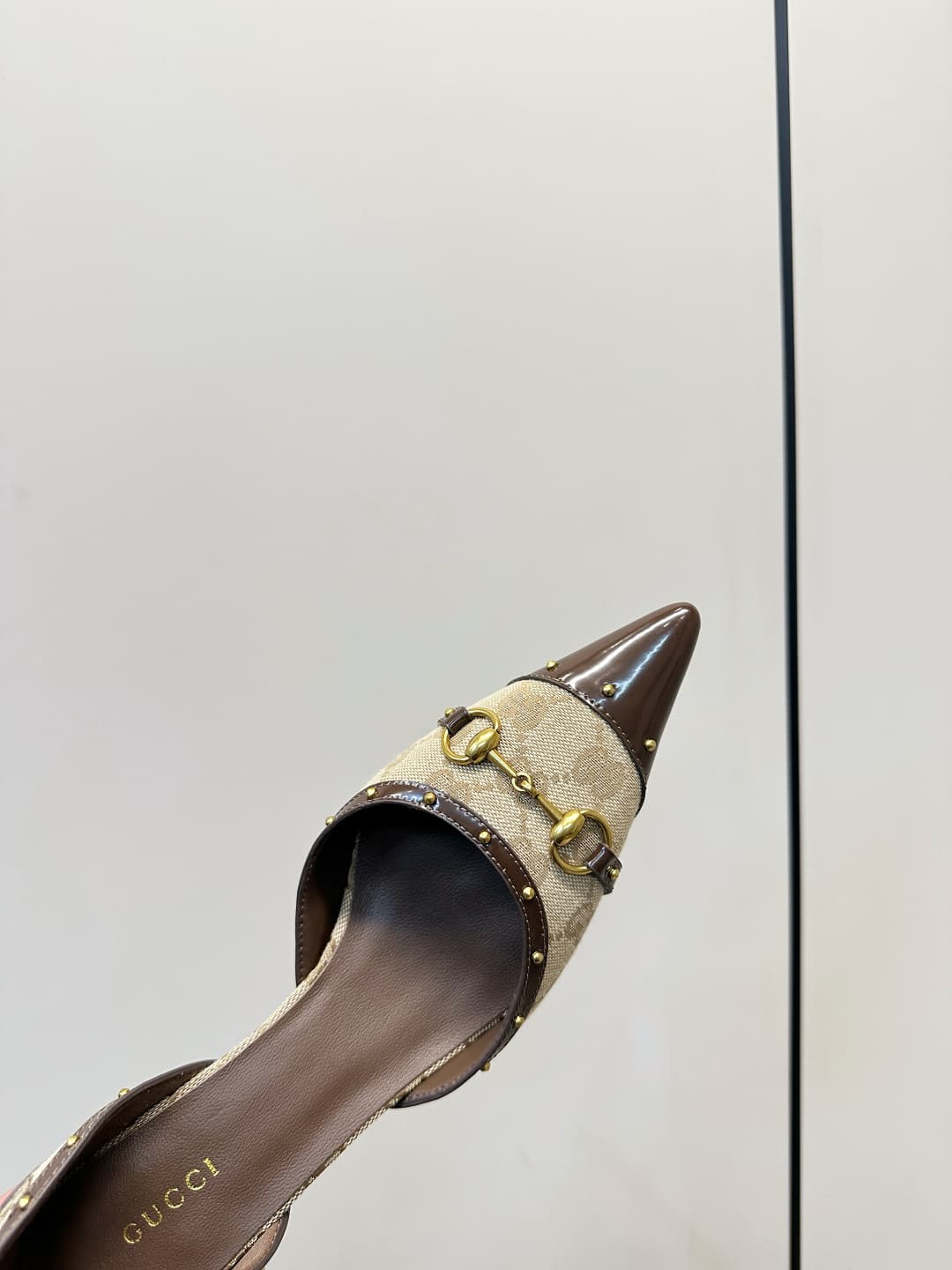 D6900 Gucci 26ss Gucci buckle rivet pointed classic monogram high heels sandals P — image 6