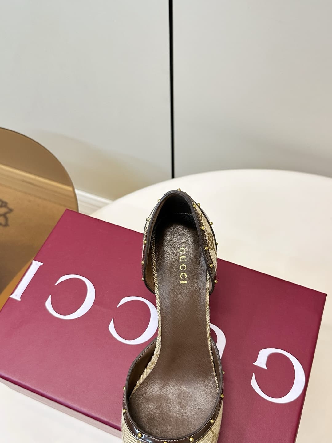 D6900 Gucci 26ss Gucci buckle rivet pointed classic monogram high heels sandals P — image 8