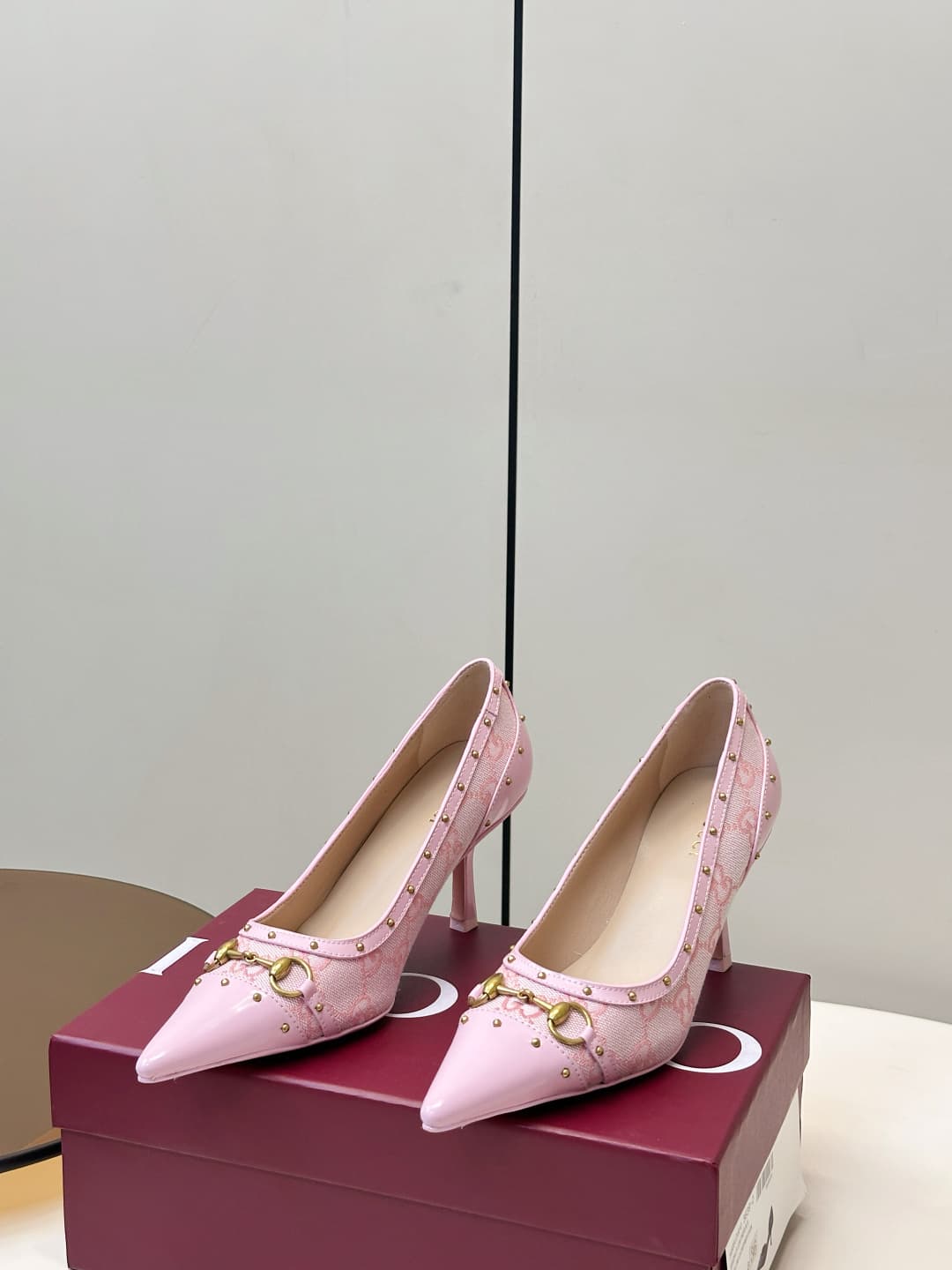 D6895 Gucci 26ss Gucci buckle rivet pointed classic monogram high heels P — image 3