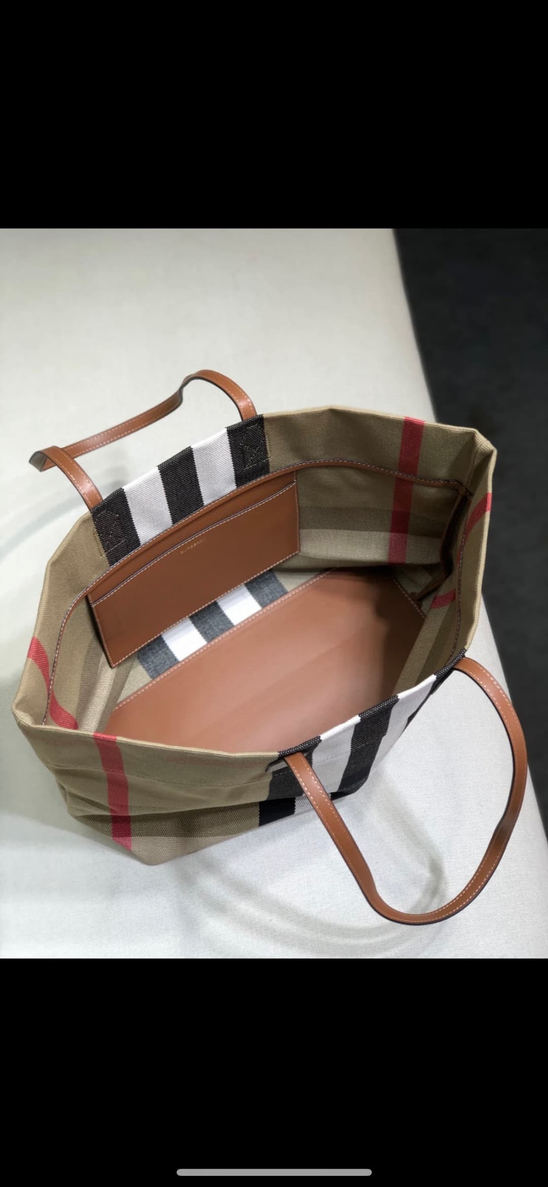 C50 Lady’s classic plaid shoulder bag, ultra-lightweight, with a large capacity and high practicality! — image 7