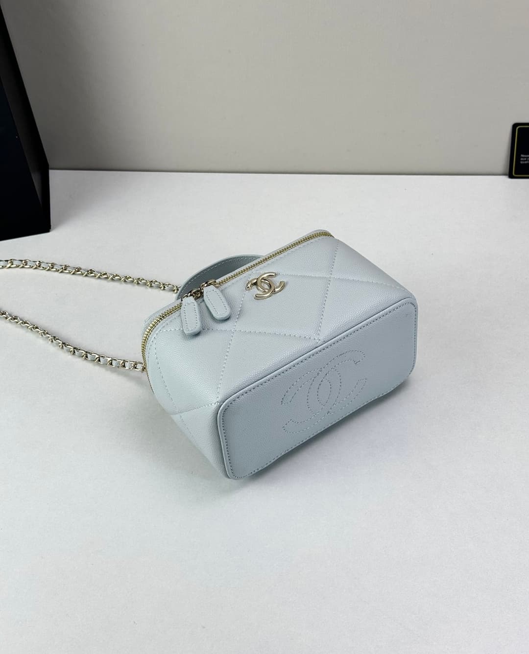 C825 🌸 Chanel Coco Box Bag — image 7