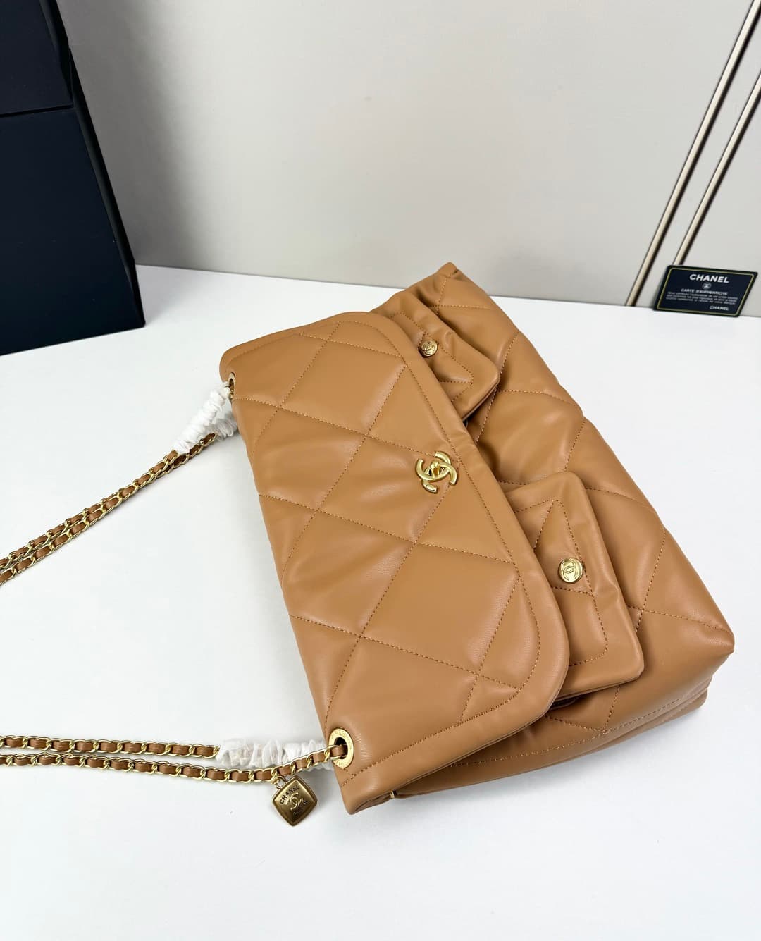 C806 🌸CHANEL — image 8