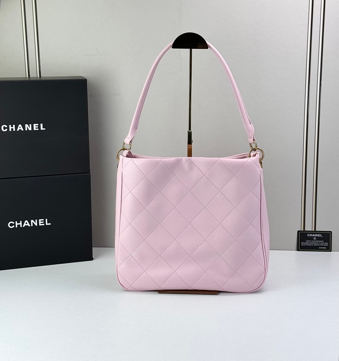 C799 🌸 Chanel 23A shoulder strap hippie bag 200 — image 2