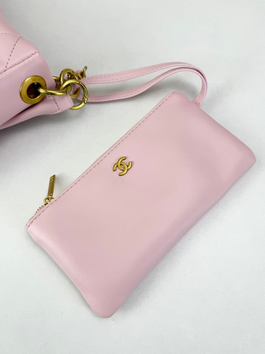 C799 🌸 Chanel 23A shoulder strap hippie bag 200 — image 7