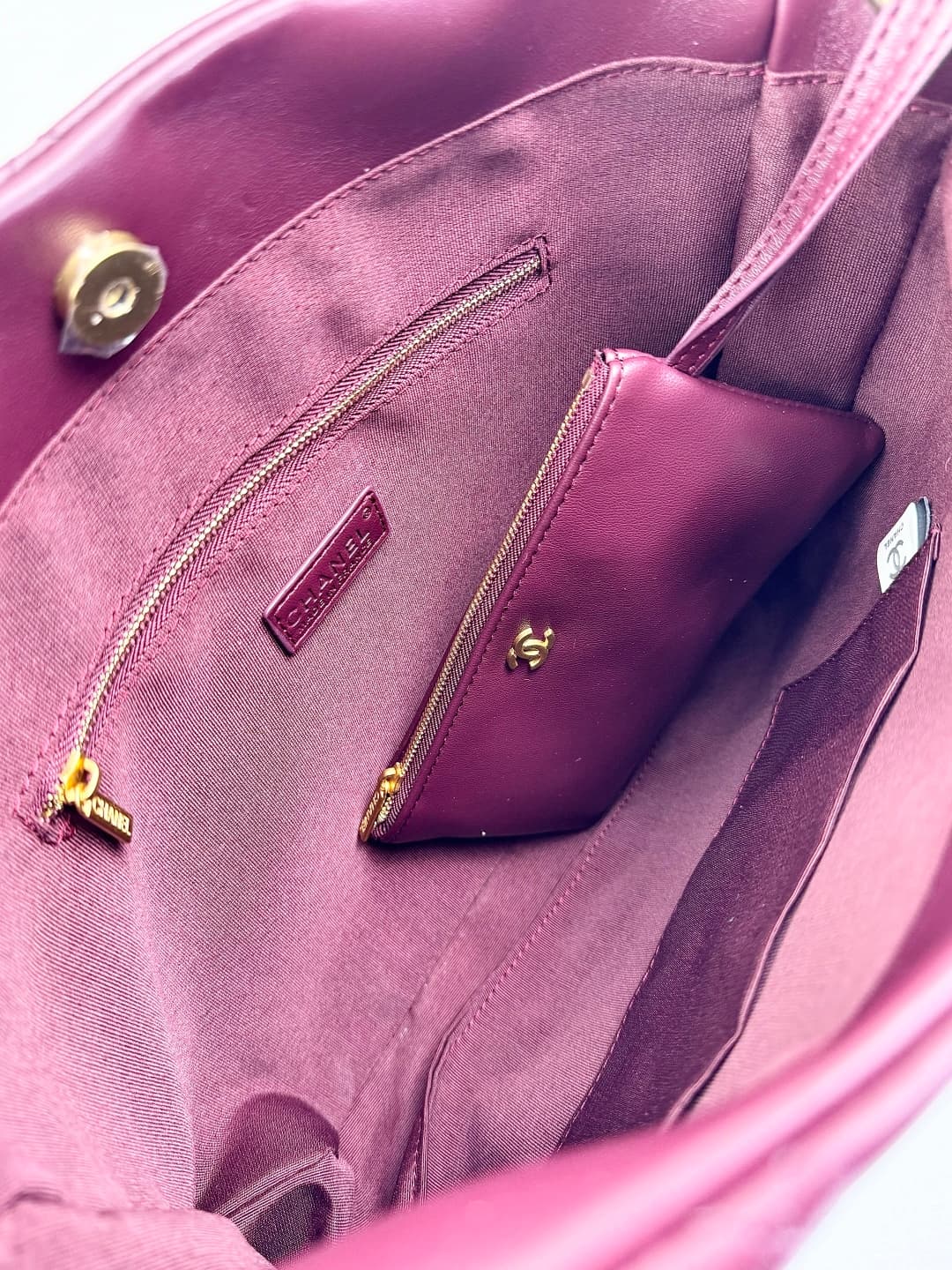 C797 🌸 Chanel 23A shoulder strap hippie bag 200 — image 6